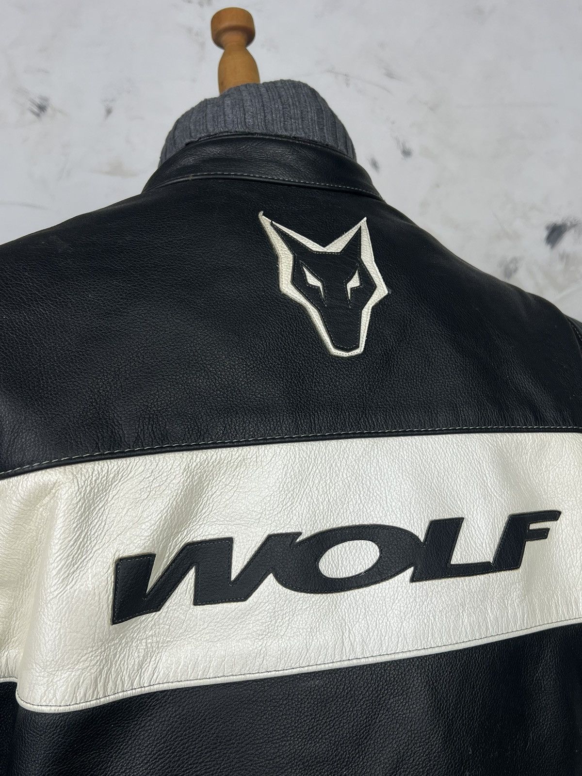 Vintage Vintage Wolf Leather Motorcycle Racing Jacket Size S - M Size US M / EU 48-50 / 2 - 9 Thumbnail
