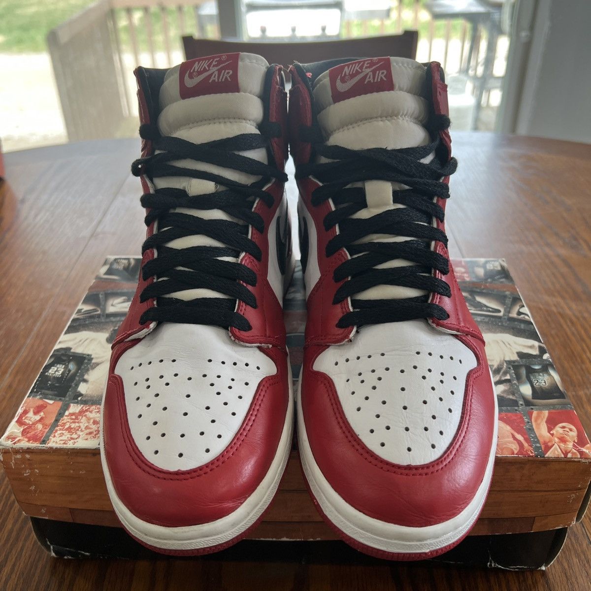 Jordan Brand 1994 Jordan 1 Retro Chicago Size US 11.5 / EU 44-45 - 6 Thumbnail