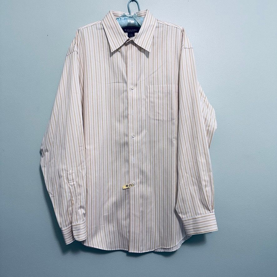 Brooks Brothers Brooks Brothers yellow striped button down Size US XL / EU 56 / 4 - 2 Thumbnail