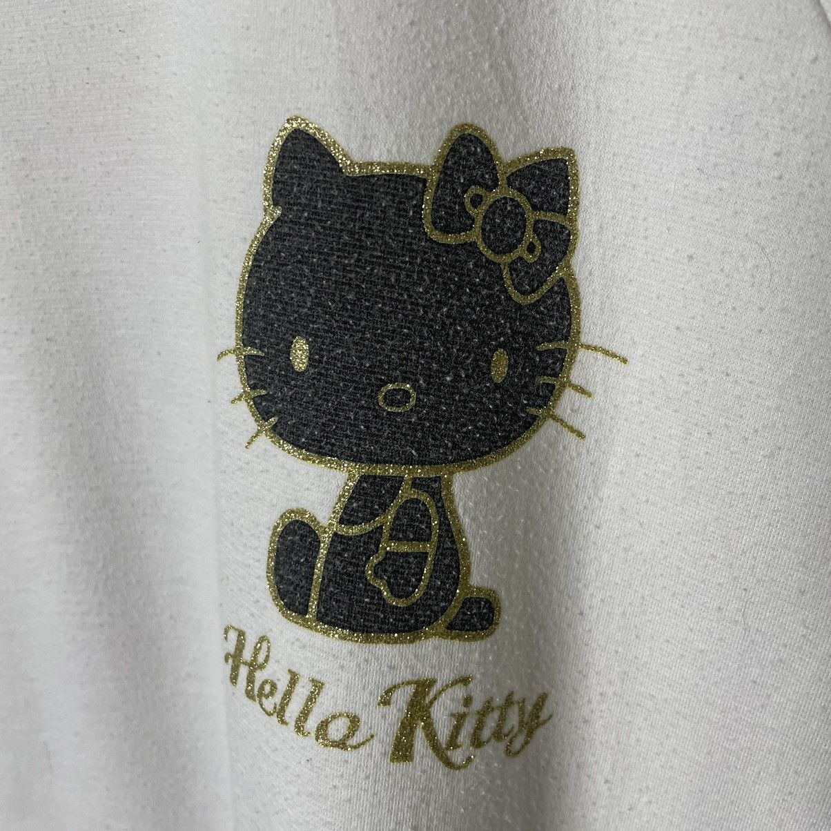 Anime × Japanese Brand × Vintage Vintage Hello Kitty Backhit T Shirt Size US M / EU 48-50 / 2 - 6 Thumbnail