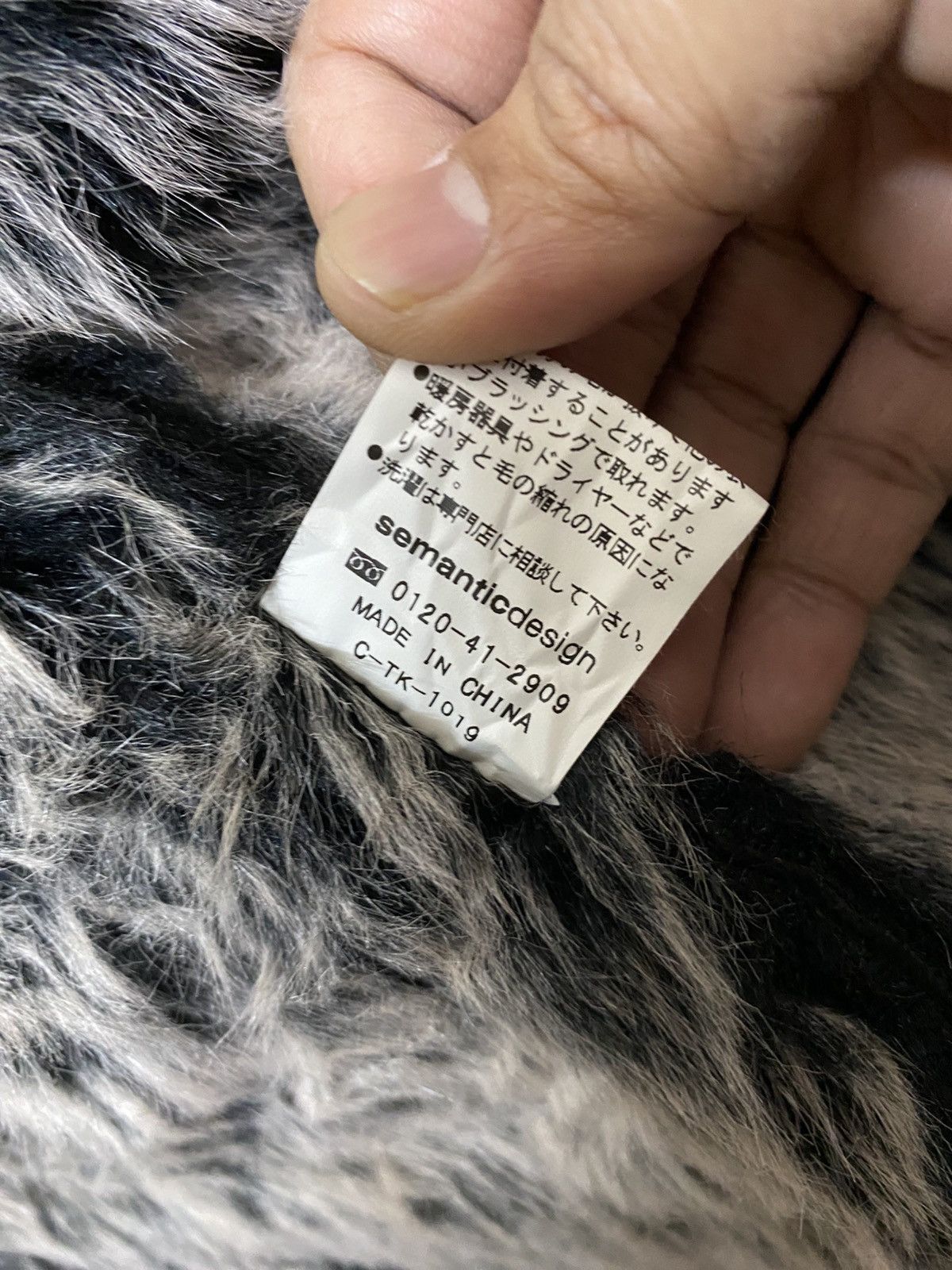 semanticdesign Semanticdesign Faux Fur Long Coat Size L / US 10 / IT 46 - 12 Thumbnail