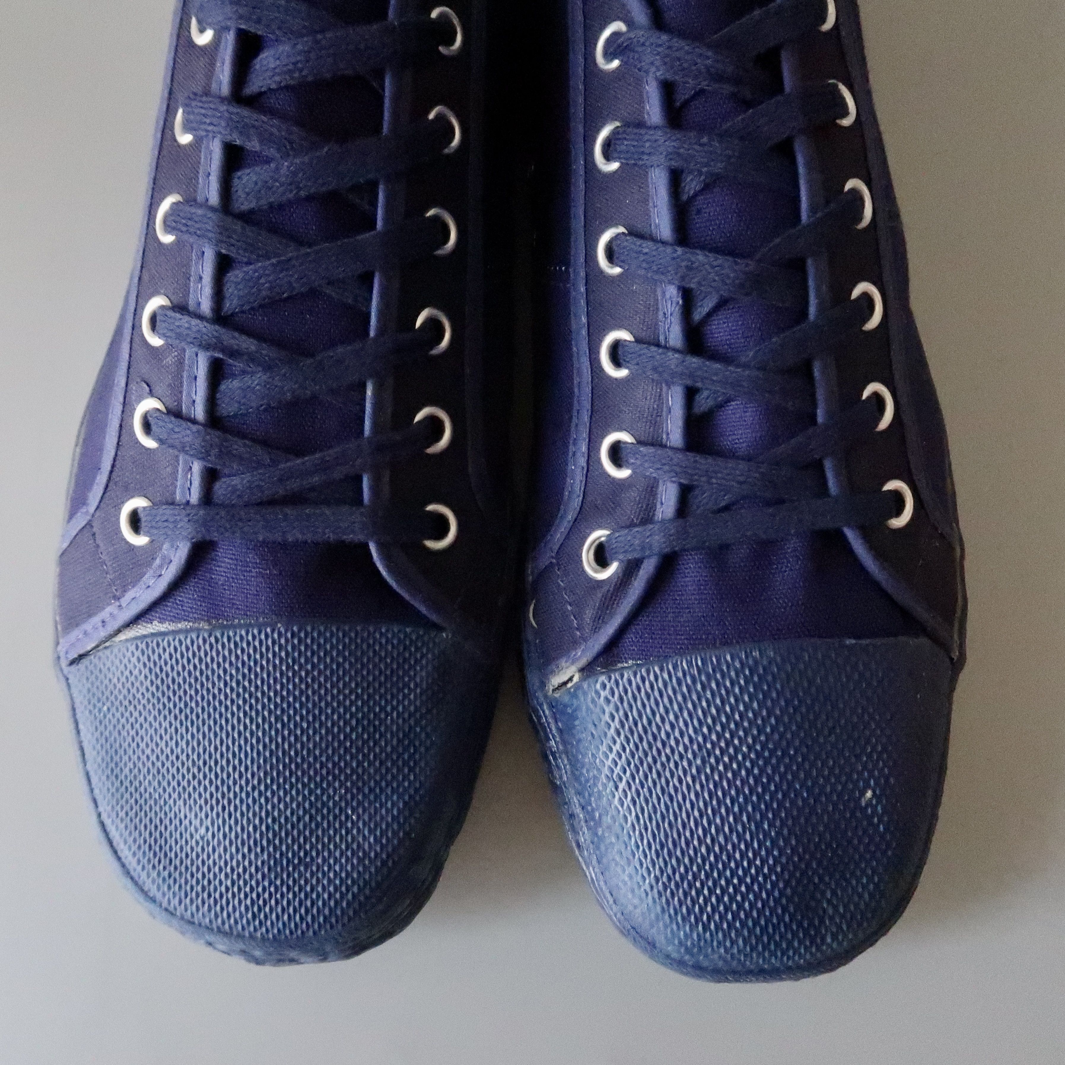 Vintage DEADSTOCK, VTG 1970s Swedish Army gym trainers size 44 Size US 10 / EU 43 - 9 Thumbnail