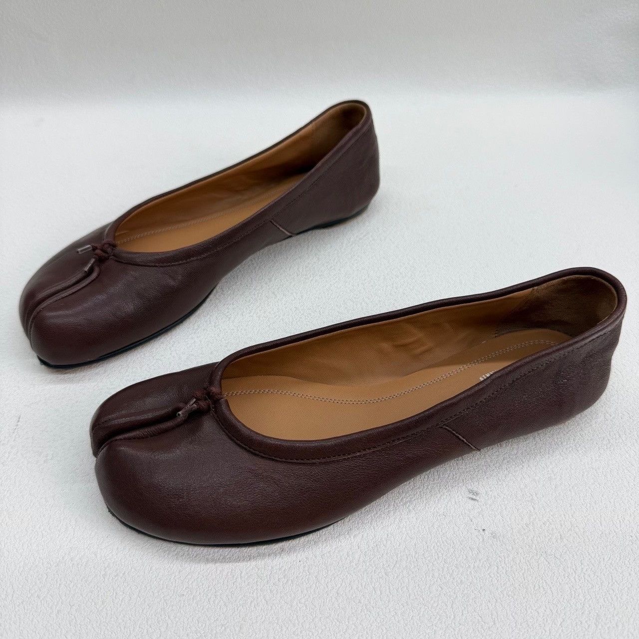 Maison Margiela Maison Margiela Leather Brown Lowtop Sneakers us_6 Women Size US 6 / IT 36 - 1 Thumbnail
