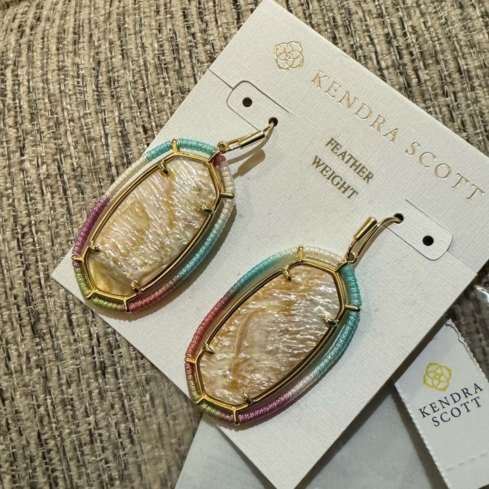 Kendra Scott 🎉LAST PIECE🎉Kendra Scott Threaded Elle Gold Drop Earrings Size ONE SIZE - 5 Thumbnail