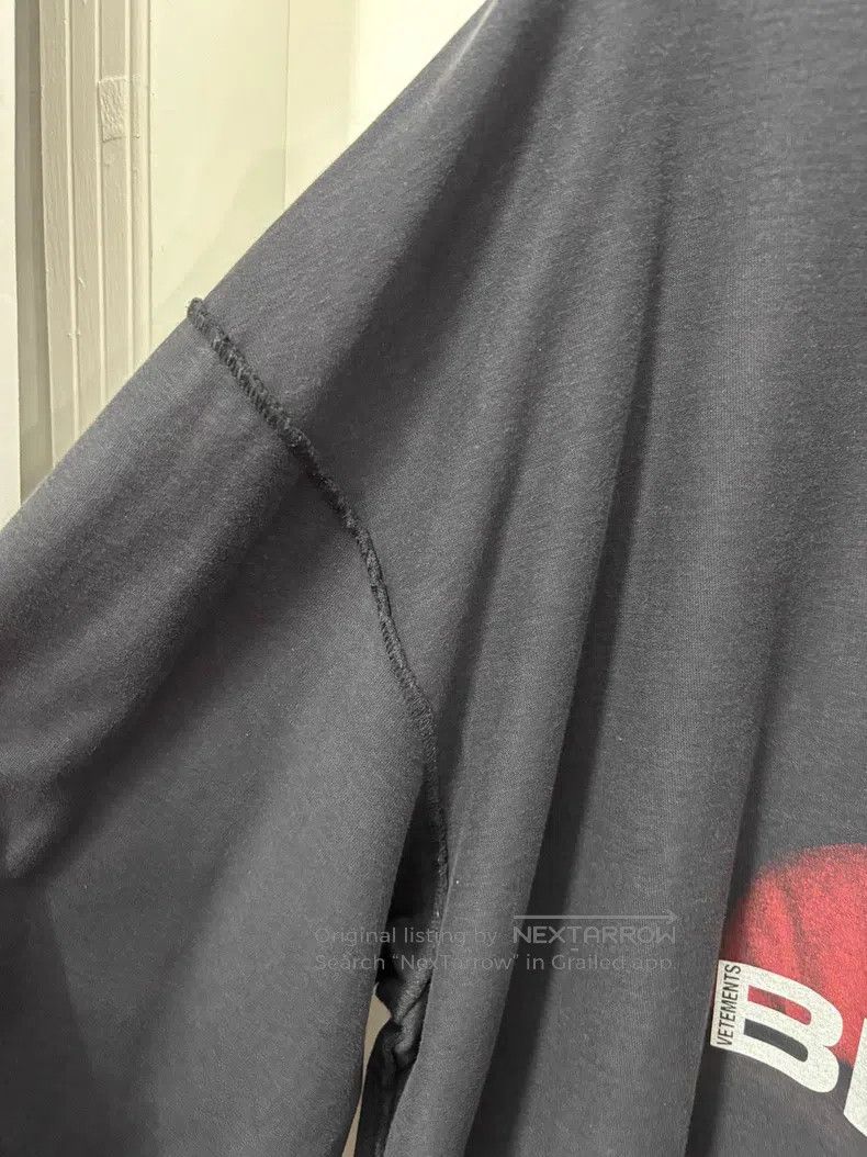 Vetements VETEMENTS Screen Print Tee Back Logo Long Sleeve Size US S / EU 44-46 / 1 - 4 Thumbnail