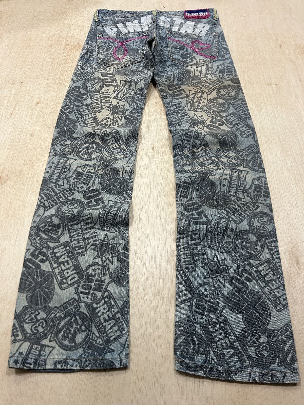 Japanese Brand Vintage Pink Latte Full Printed Jeans Size US 30 / EU 46 - 9 Thumbnail