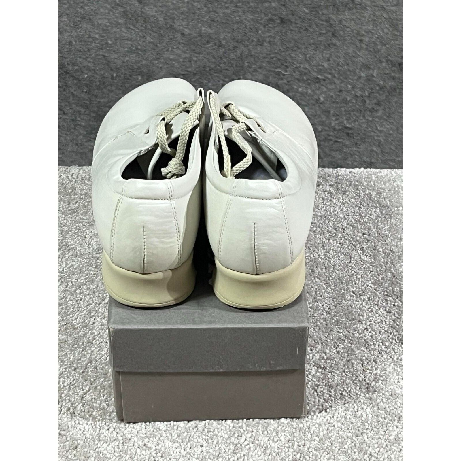 Other Vintage PW Minor & Son Womens 8 B Princess Shoes 71090 Clay Size US 8 / IT 38 - 4 Thumbnail