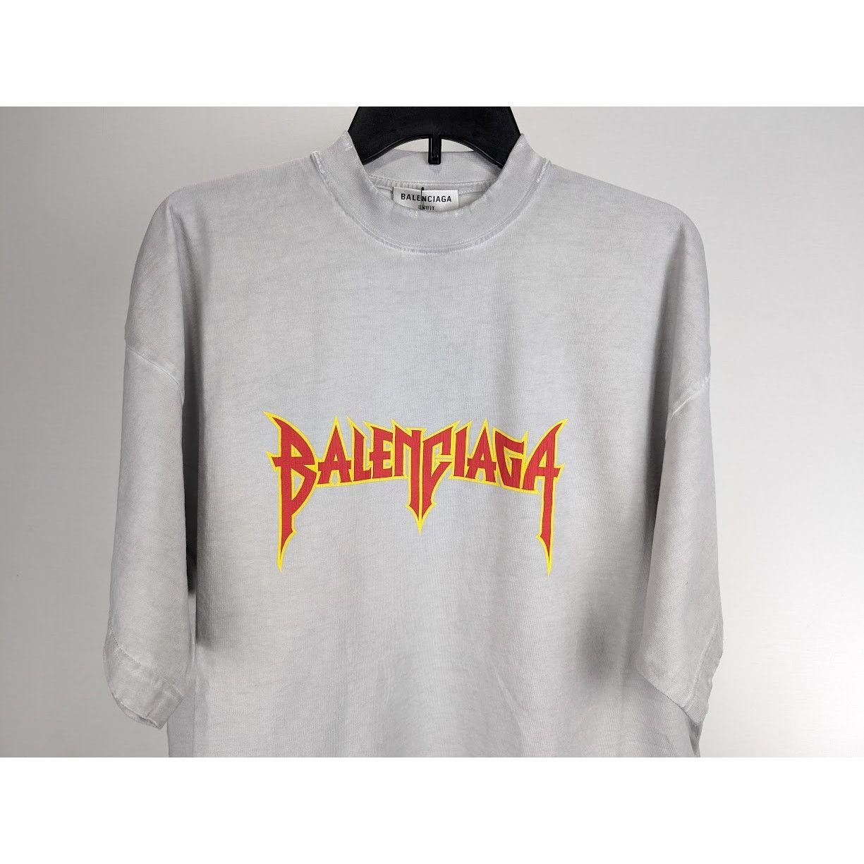 Balenciaga o1rshd1 Short Sleeve T-Shirt in Gray Size US S / EU 44-46 / 1 - 6 Thumbnail
