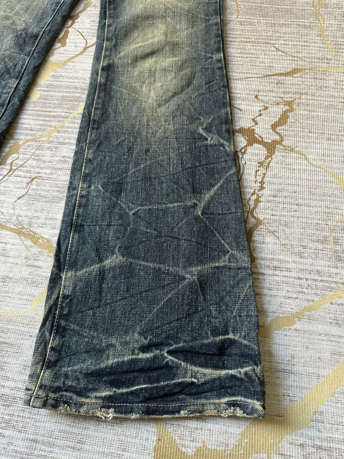 Tornado Mart FLARE Sky Bomber Distressed Claw Marks Design Denim Size US 31 - 8 Thumbnail