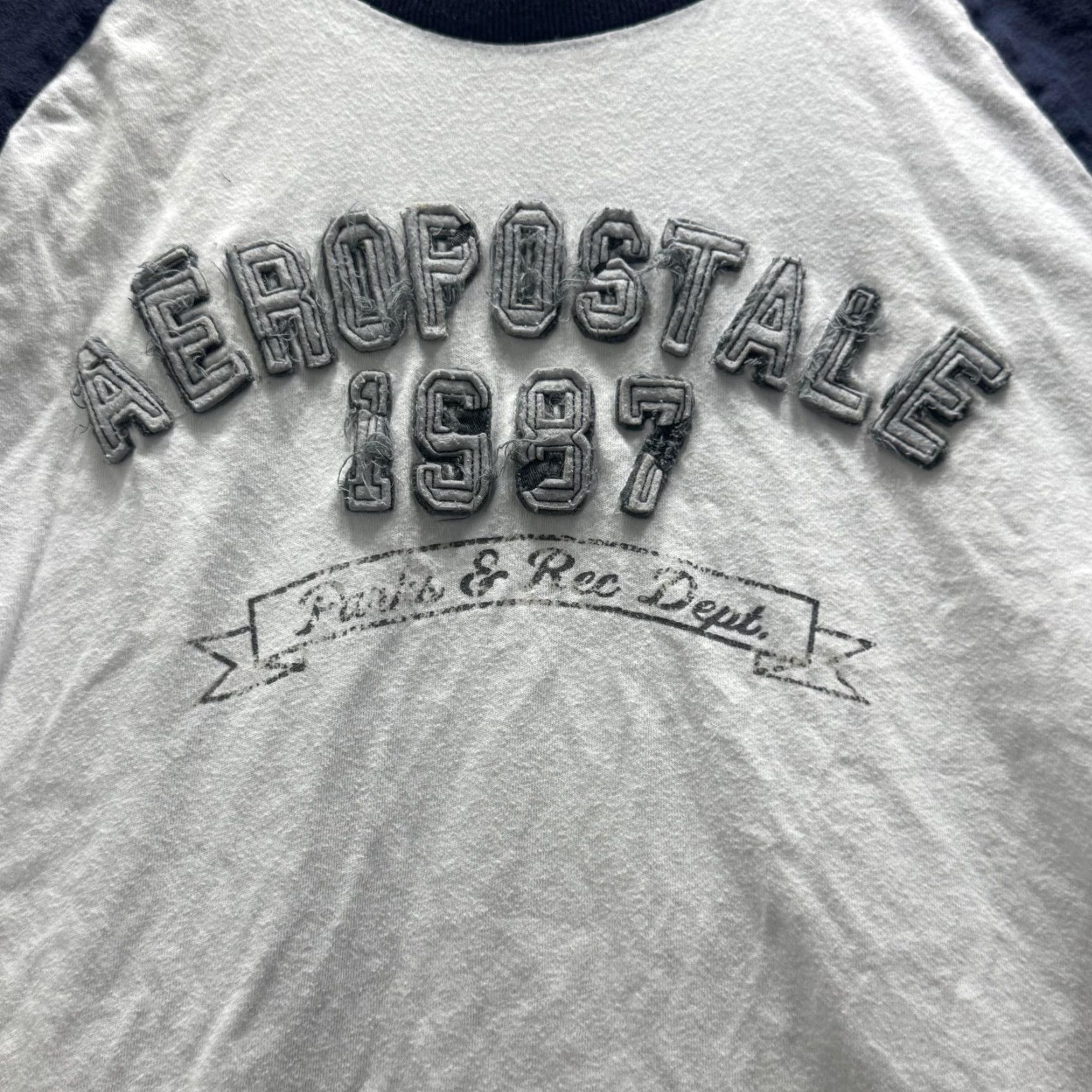Aeropostale VINTAGE Aeropostale Shirt Mens 2XL White Navy Raglan 1987 Graphic Tee Parks Rec Logo Size US XXL / EU 58 / 5 - 3 Thumbnail