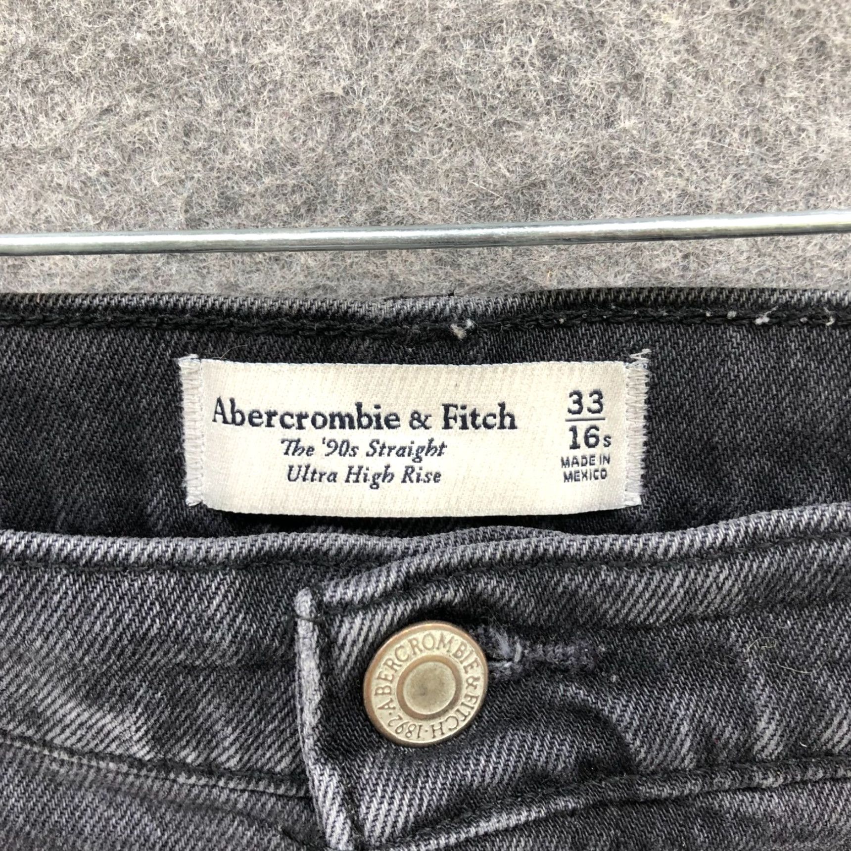 Abercrombie & Fitch Abercrombie & Fitch 90s Straight Ultra High Rise Jean Womens 16P Black Size 38" / US 16 / IT 52 - 5 Thumbnail