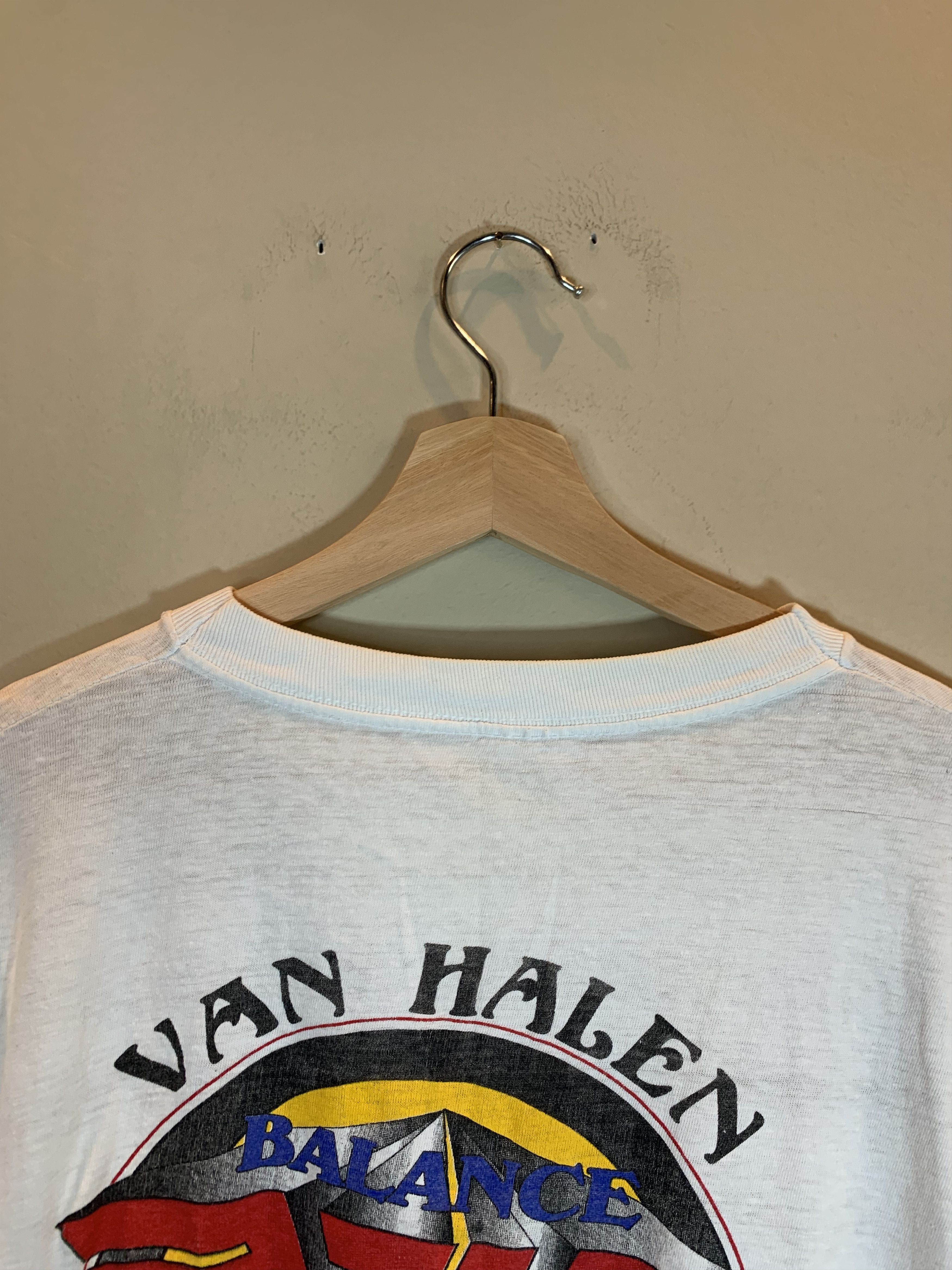 Band Tees *RARE* Vintage 90s Van Halen Balance Kickin Ass Tour T-Shirt Size US XL / EU 56 / 4 - 8 Thumbnail
