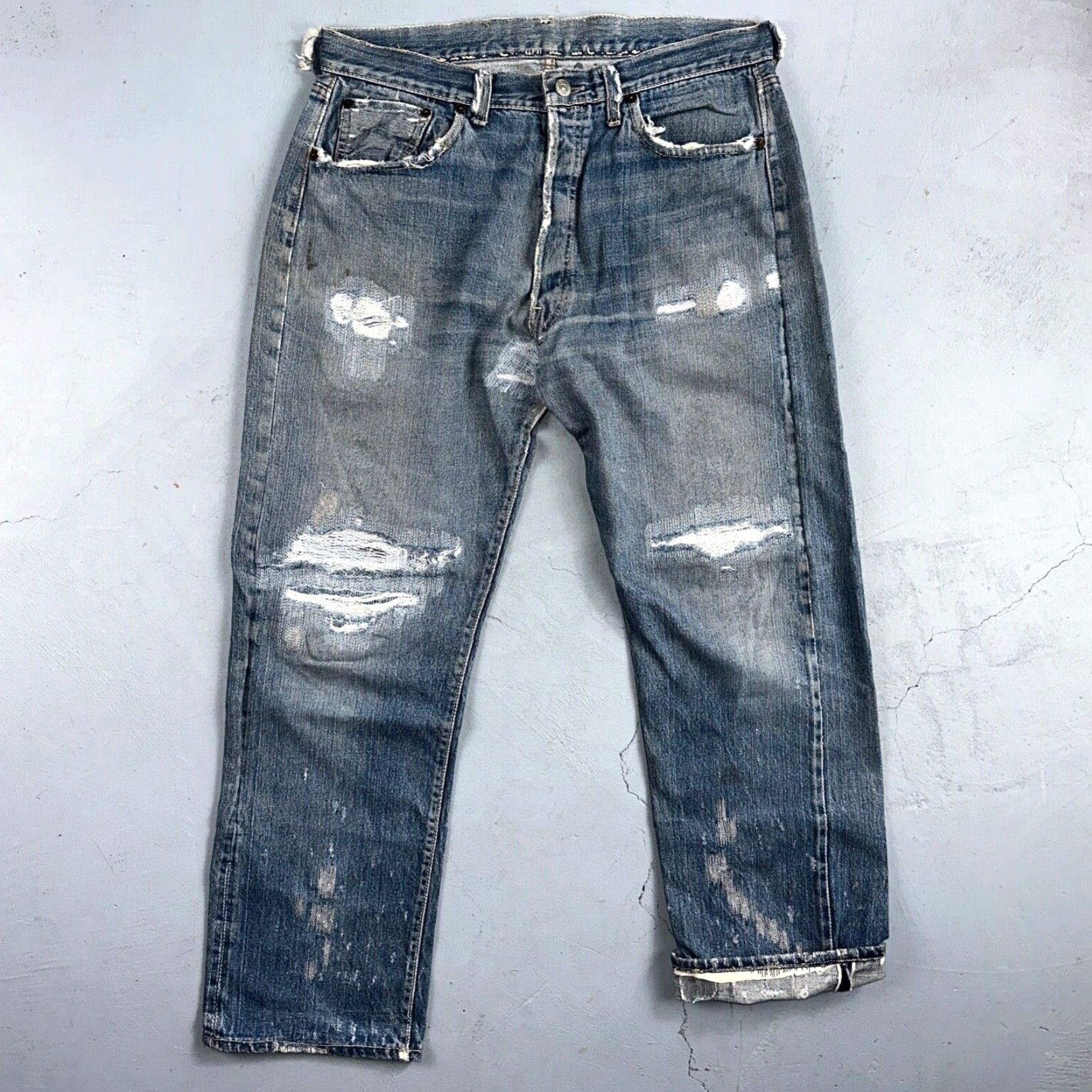Levi's VINTAGE Levi's 501 XX Jeans Big E Redline Selvedge USA 1960s 66 Act 34x28 Blue Denim Jeans Men's Regular 34 Inseam Stonewash Distressed Button Fly Size US 34 / EU 50 - 2 Thumbnail