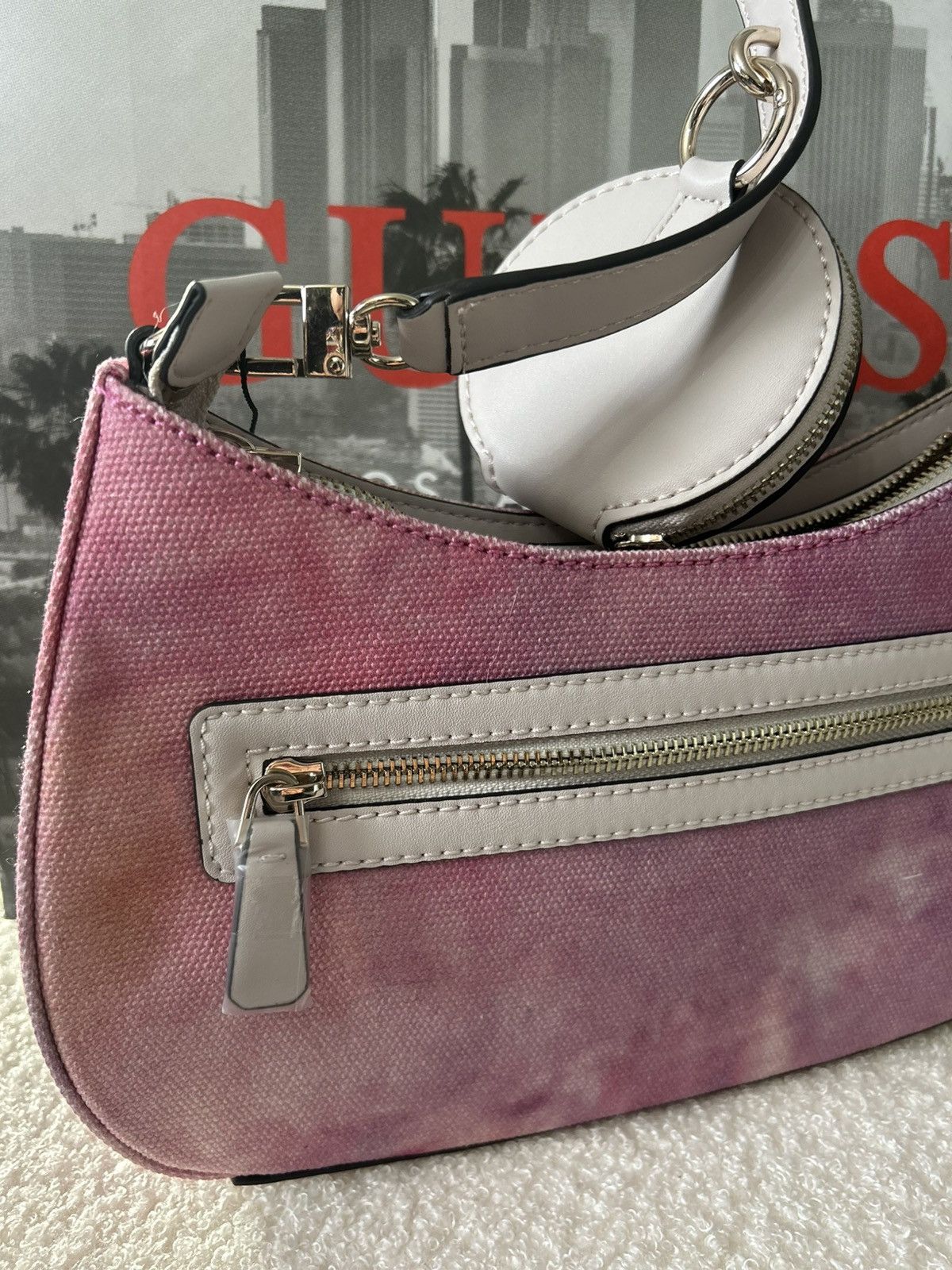Guess GUESS X BANKSY BRANDALISED TOP ZIP SHOULDER-HAND BAG Size ONE SIZE - 3 Thumbnail