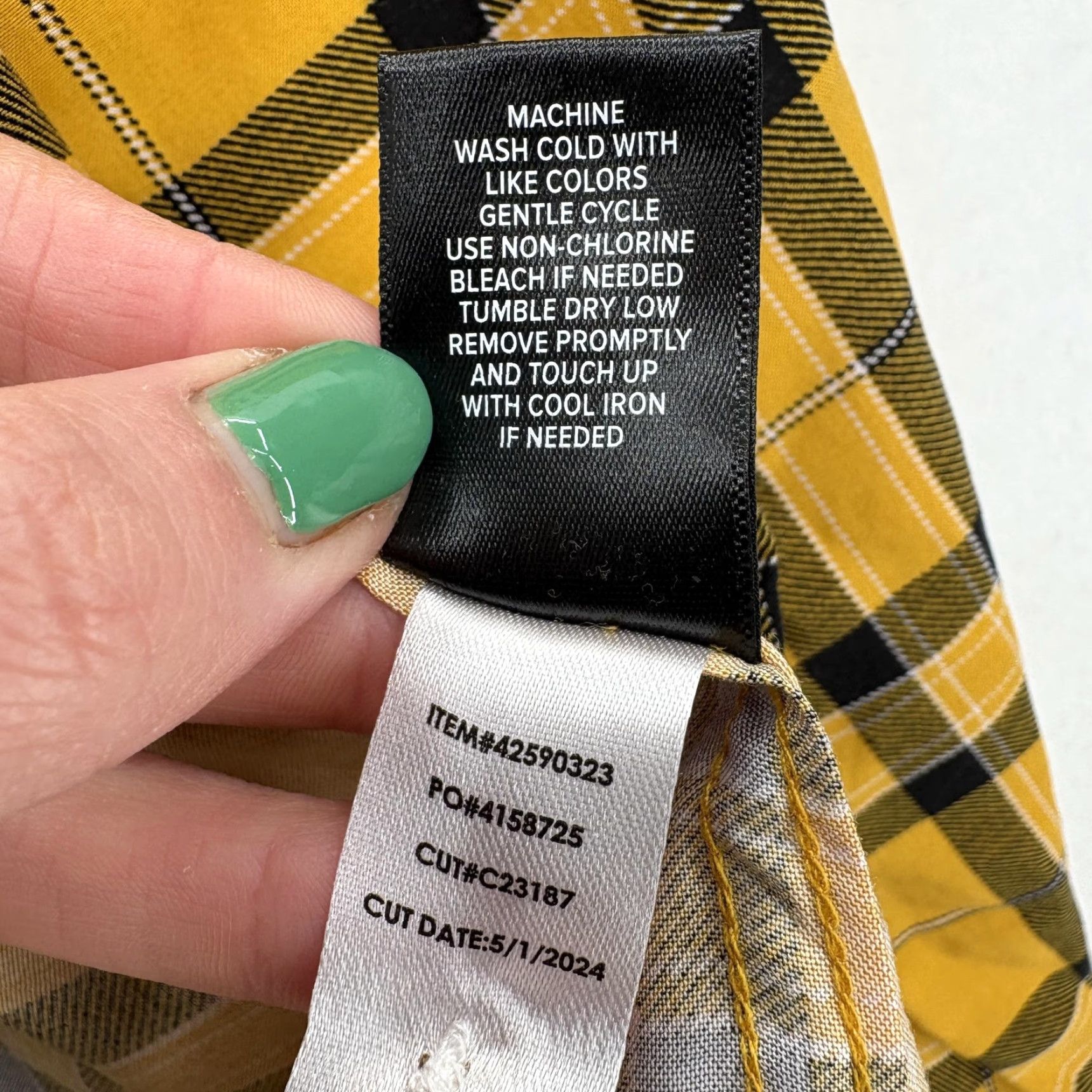 Torrid Torrid Button-Up Shirt Womens 1X Yellow Plaid Long Sleeve Plus Size XL / US 12-14 / IT 48-50 - 7 Thumbnail