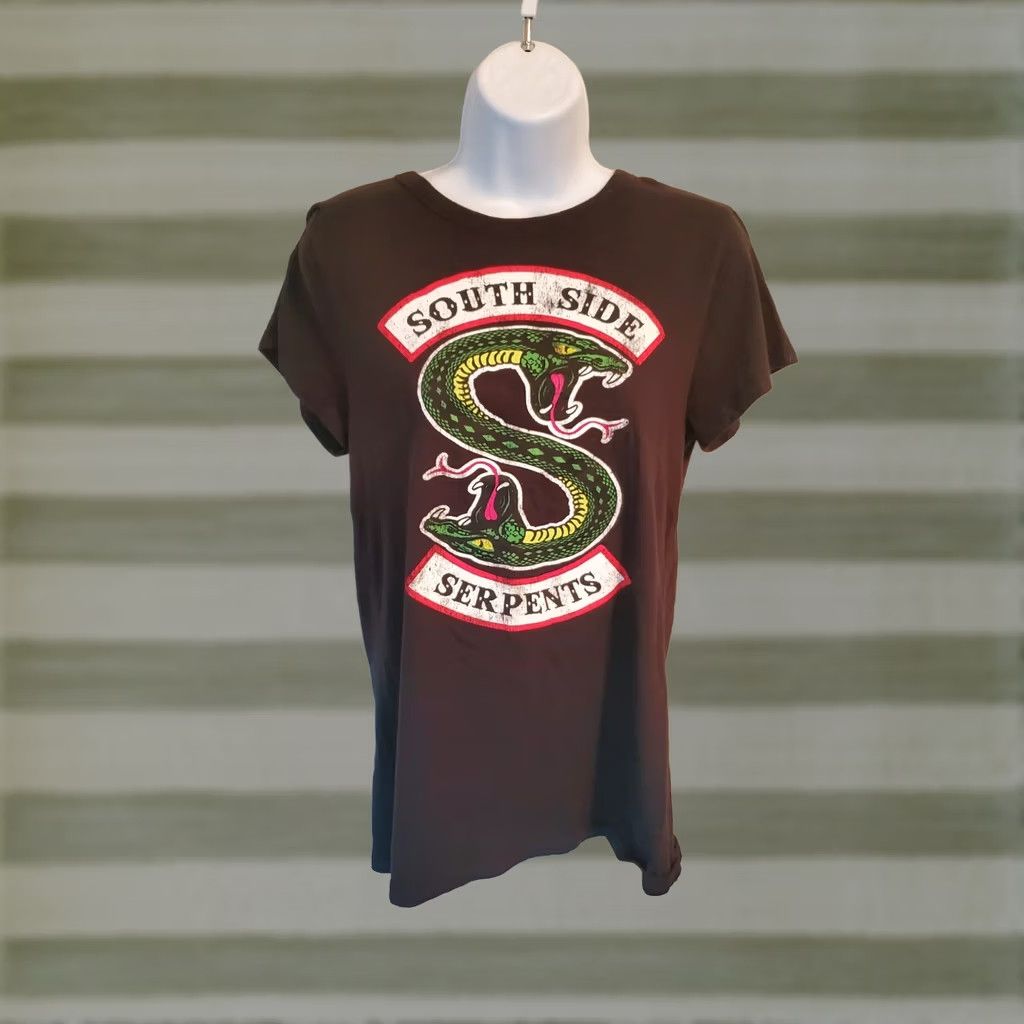 Vintage Riverdale Tee Womens Large Short Sleeve Black South Side Serpents Logo T-Shirt Size L / US 10 / IT 46 - 1 Thumbnail