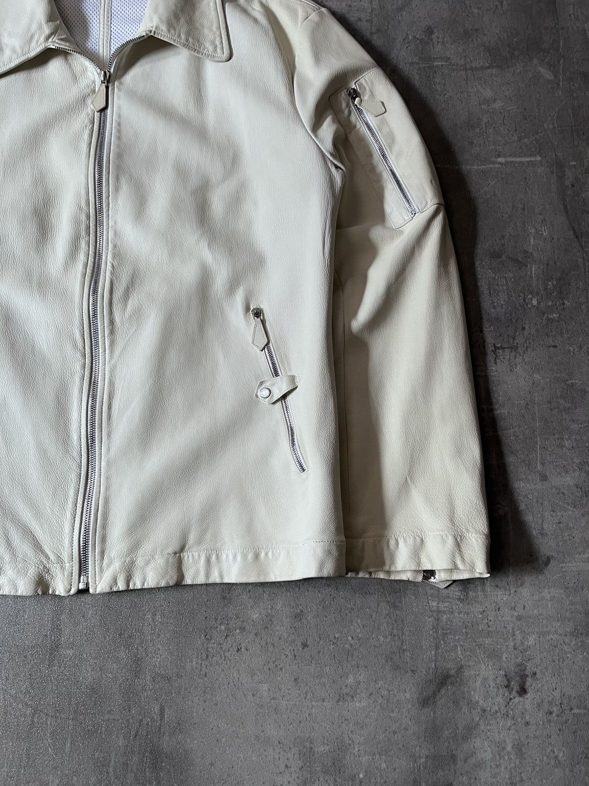 Hermes Hermes white leather jacket very light Size US L / EU 52-54 / 3 - 3 Thumbnail