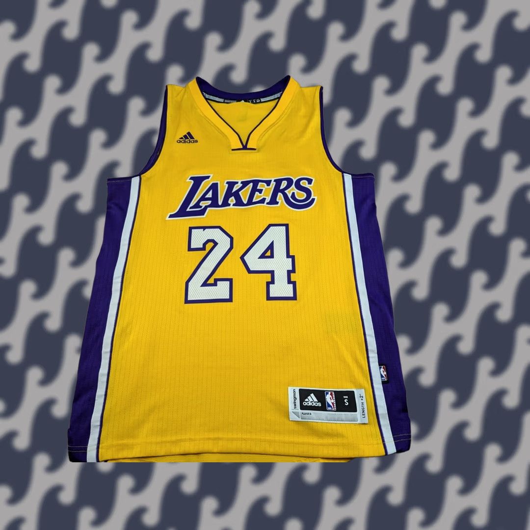Adidas Nike Kobe Bryant 2016 Basketball Jersey Mens S Swingman adidas Yellow Short Sleeve T-Shirt Sportswear Size US S / EU 44-46 / 1 - 1 Thumbnail