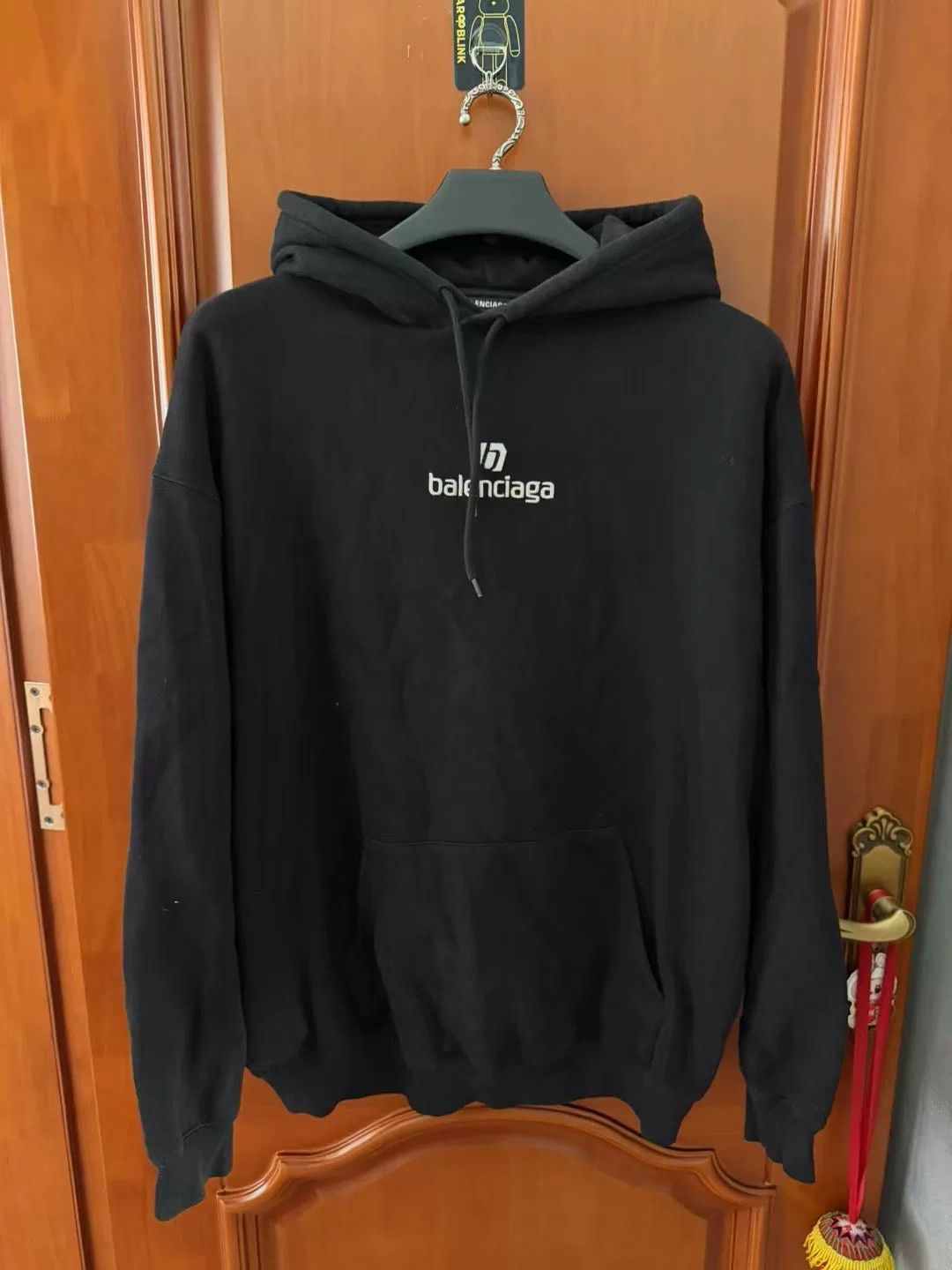 Balenciaga Balenciaga Soccer Embroidered Logo Sweatshirt L Size US L / EU 52-54 / 3 - 1 Thumbnail