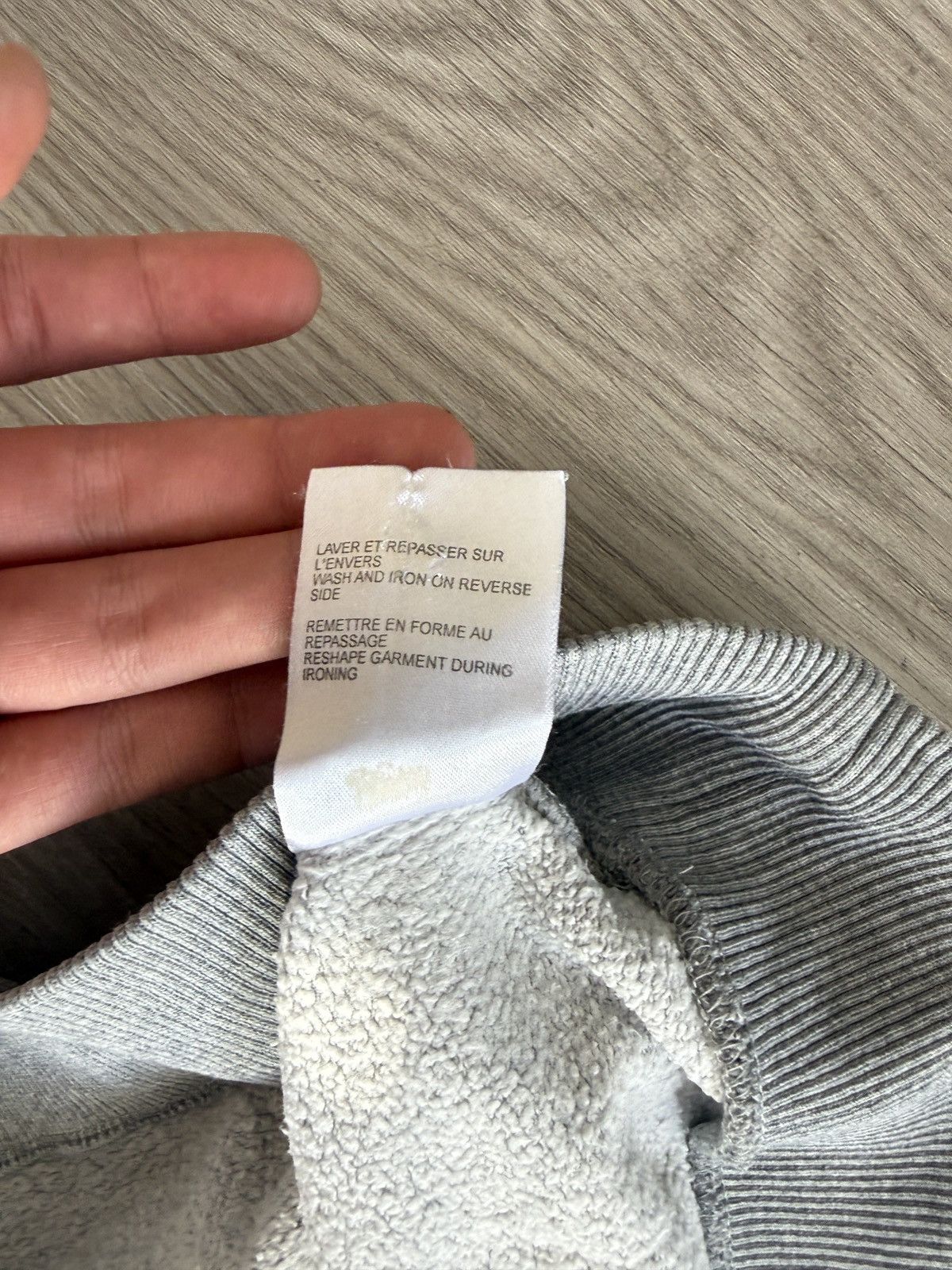 Givenchy Archive Givenchy Robot Print Crewneck Size US L / EU 52-54 / 3 - 9 Thumbnail