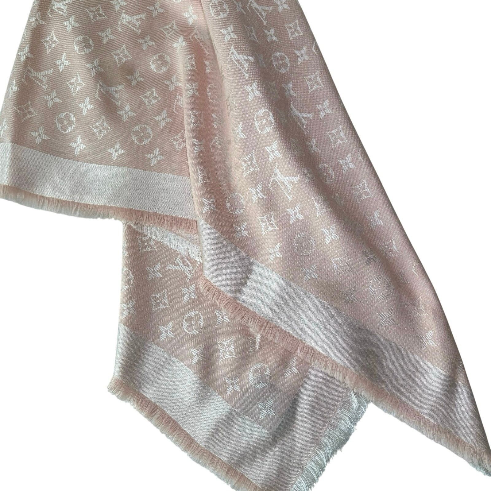 Louis Vuitton Wool/silk LV pink white scarf Size ONE SIZE - 1 Thumbnail