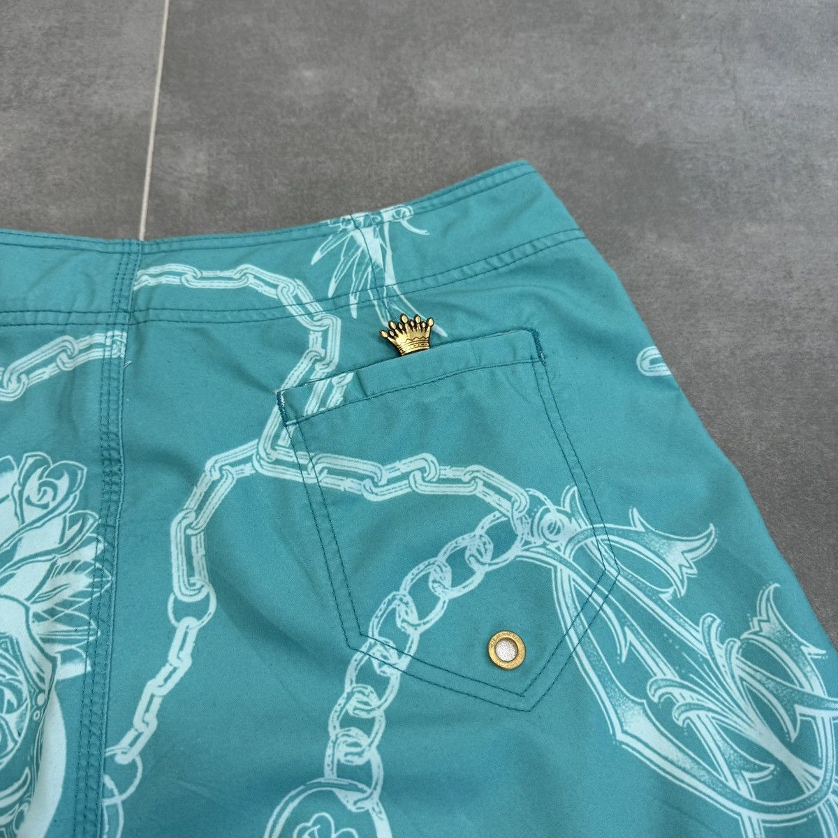 Christian Audigier Christian Audigier Surf Style Tattoo Y2K Board Men Shorts Size US 33 - 23 Thumbnail