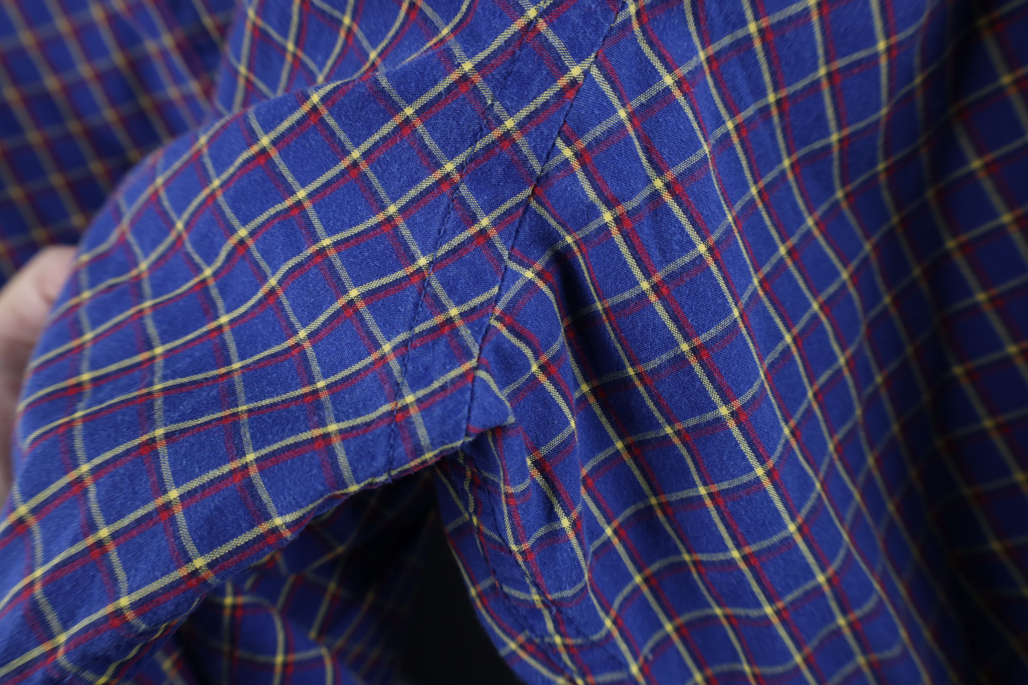 Tommy Hilfiger Vintage 90s Tommy Hilfiger Button Shirt Plaid Cotton Size US L / EU 52-54 / 3 - 11 Thumbnail