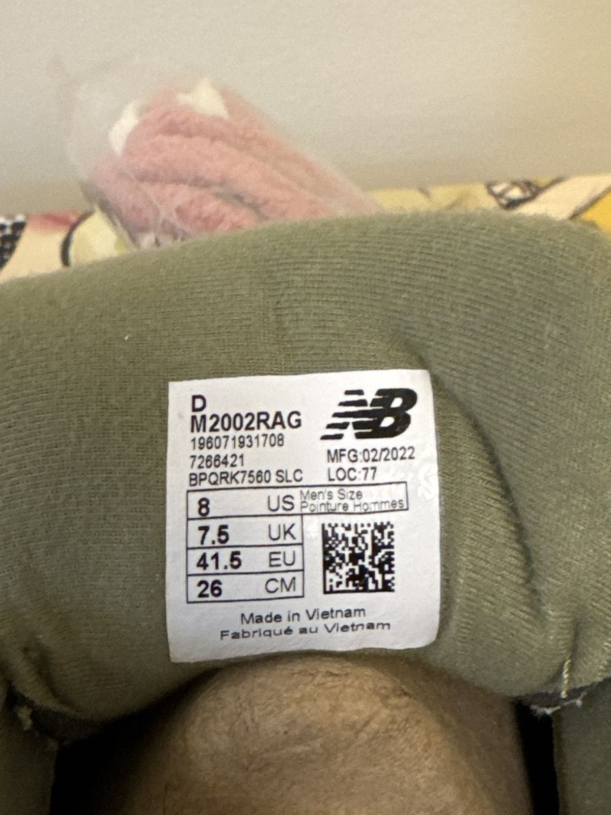 New Balance New Balance 2002R x Bryant Giles “What Now?” DS Size 8 Size US 8 / EU 41 - 6 Thumbnail