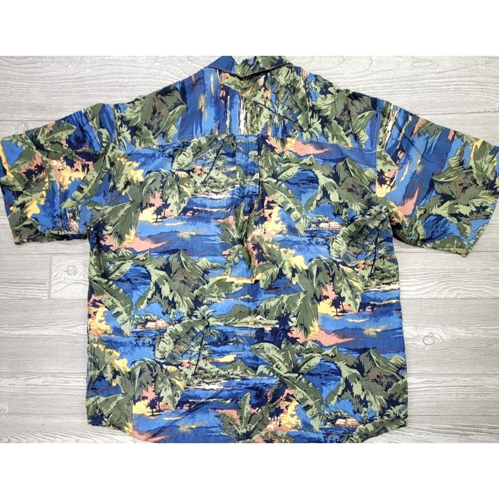 Hilo Hattie Hilo Hattie Aloha Shirt Camp Hawaiian Ocean Island 100% Silk Silk Floral Multicolor XL Short Sleeve Button-Up Men Shirt Size US XL / EU 56 / 4 - 5 Thumbnail