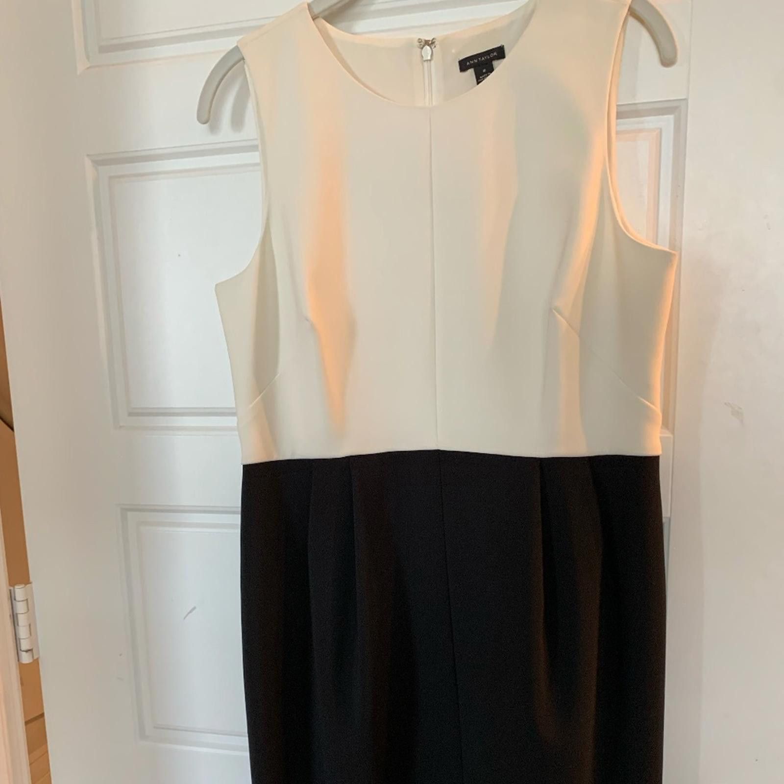 Ann Taylor Black and White 2 Tone Dress Size L / US 10 / IT 46 - 1 Thumbnail