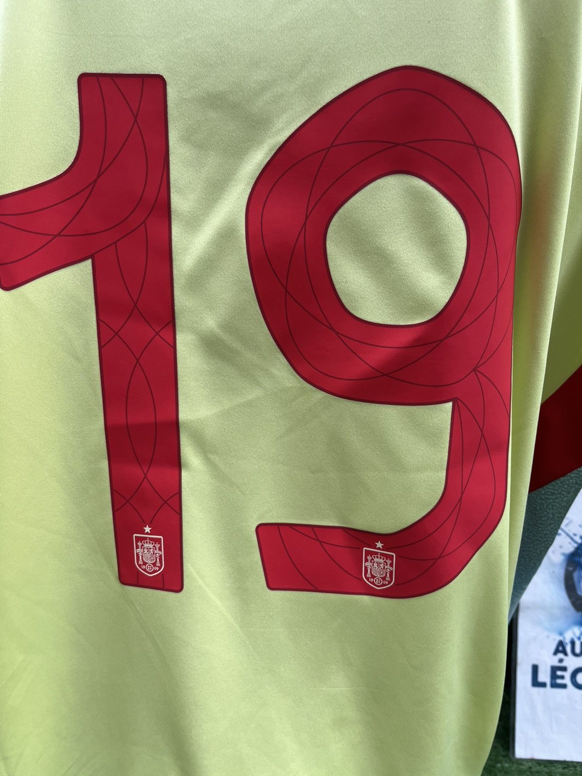 Adidas Jersey spain Lamine Yamal Size US XL / EU 56 / 4 - 4 Thumbnail