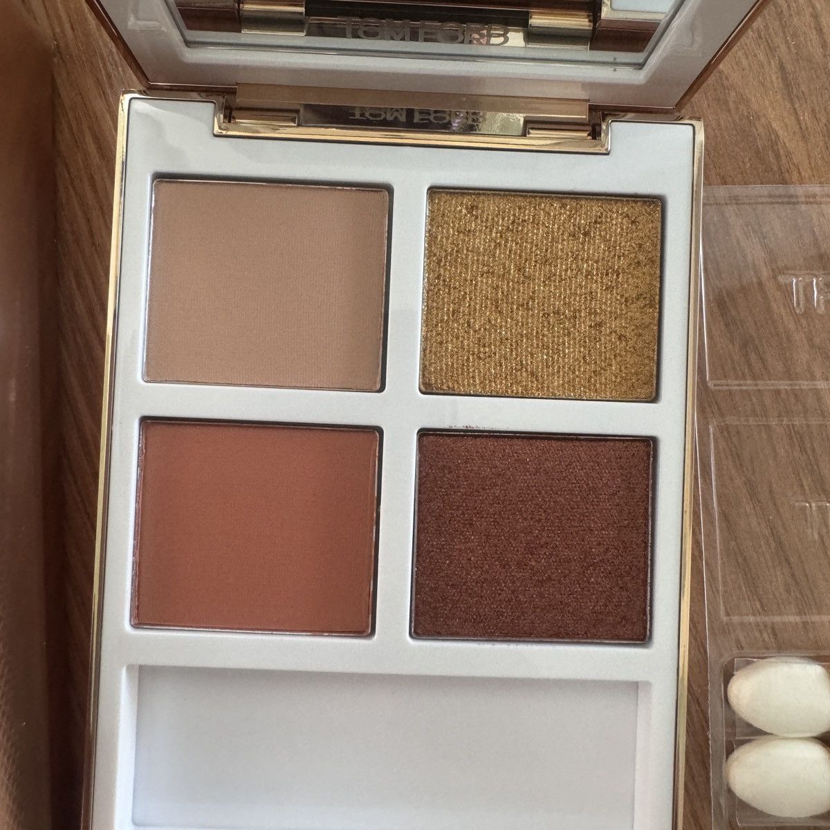 Tom Ford Tom Ford Soleil De Feu Eyeshadow 01 Island Haze Size ONE SIZE - 2 Thumbnail
