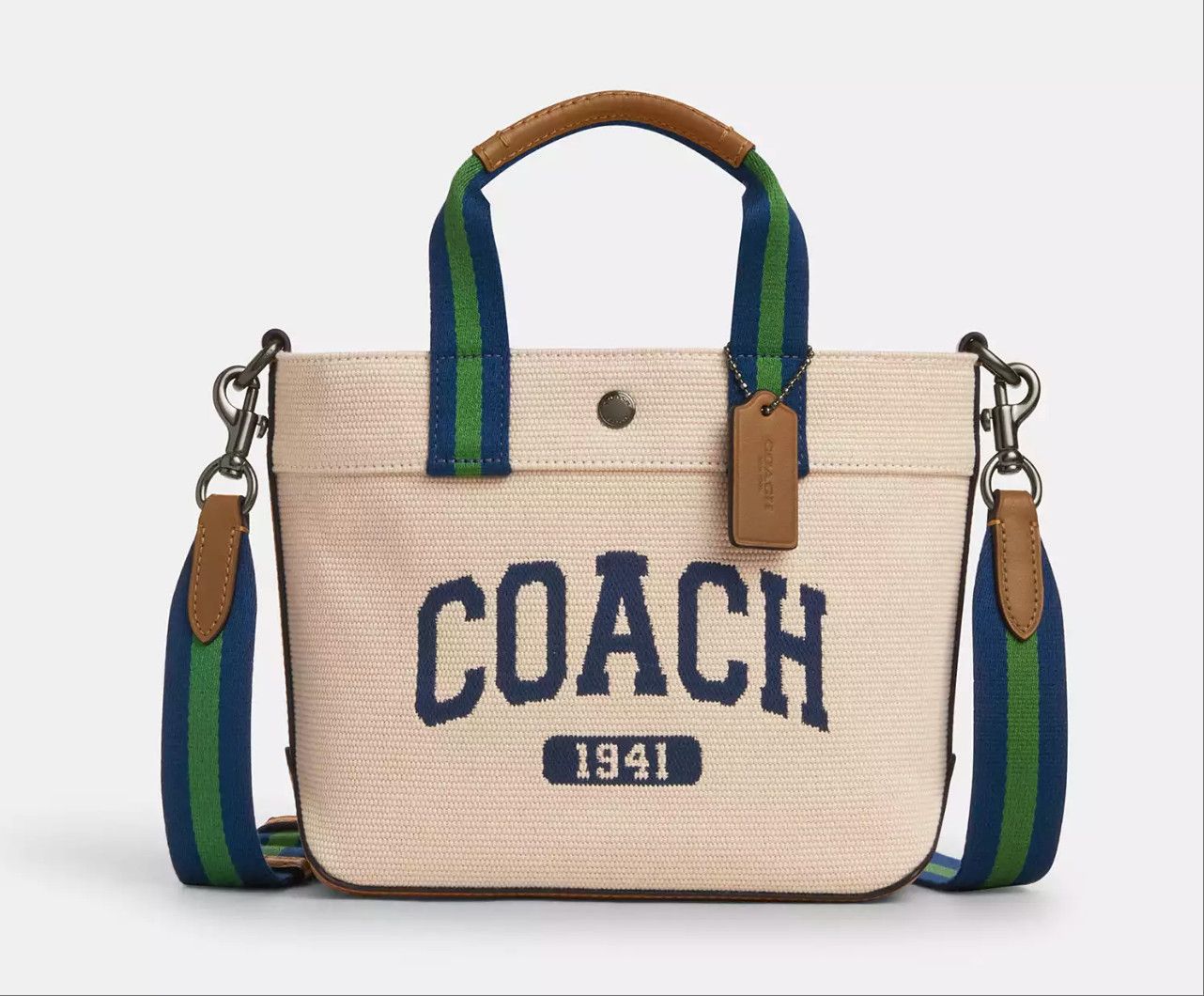 Coach NWT Coach Tote Bag 20 With Coach Graphic CBK29 Size ONE SIZE - 8 Thumbnail
