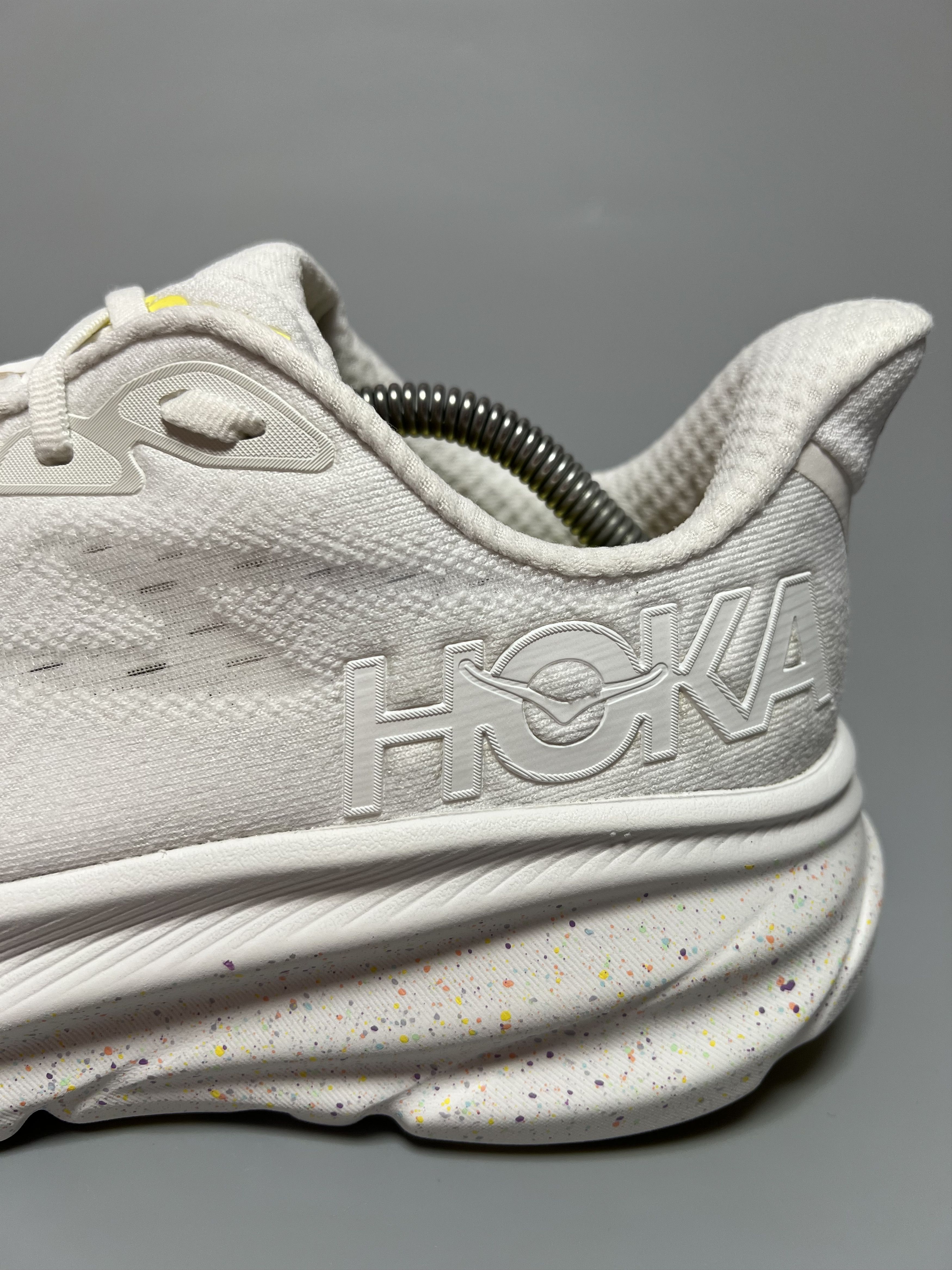 Hoka 9D Hoka One One Clifton 9 Men's Running Shoes Walking Gym Size US 9 / EU 42 - 9 Thumbnail