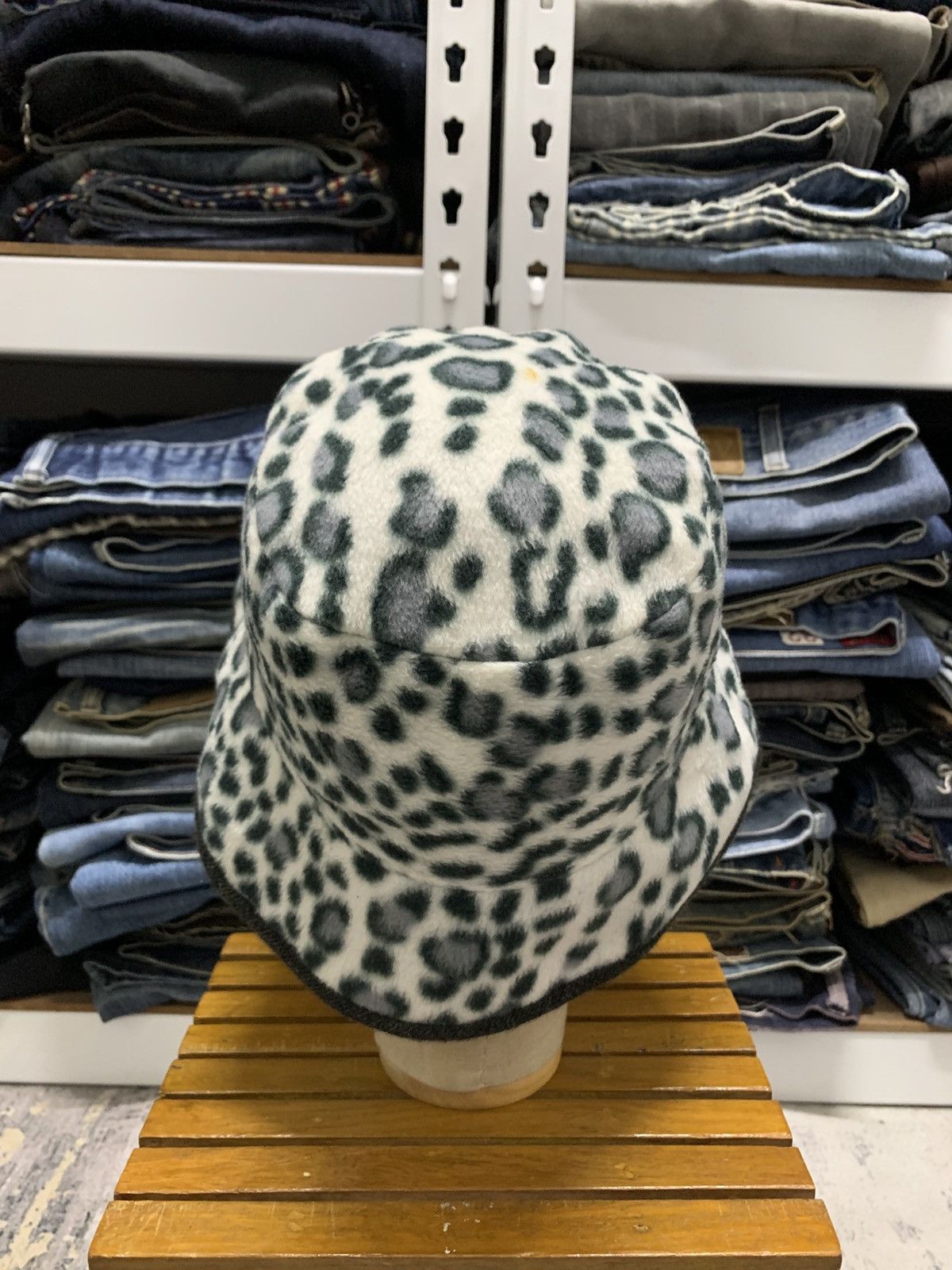 If Six Was Nine Ca4la Design Leopard Fleece Fur Polyester Hat Cap Size ONE SIZE - 5 Thumbnail
