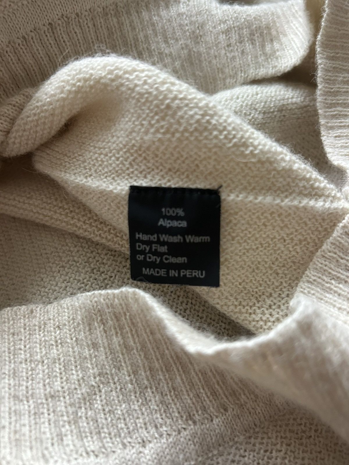 Other Alpaca International Alpaca Fur Cream V-Neck Sweater Size ONE SIZE - 4 Thumbnail