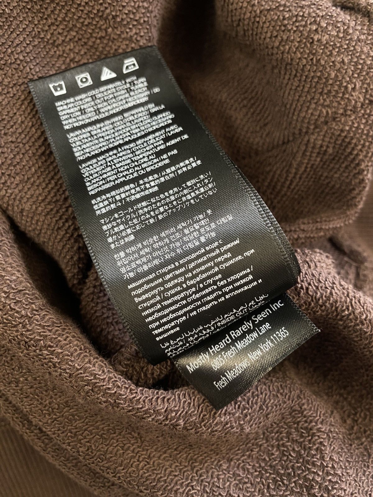 Mostly Heard Rarely Seen Mostly Heard Rarely Seen 8-bit Very Rare Hoodie Size: L Size US L / EU 52-54 / 3 - 7 Thumbnail