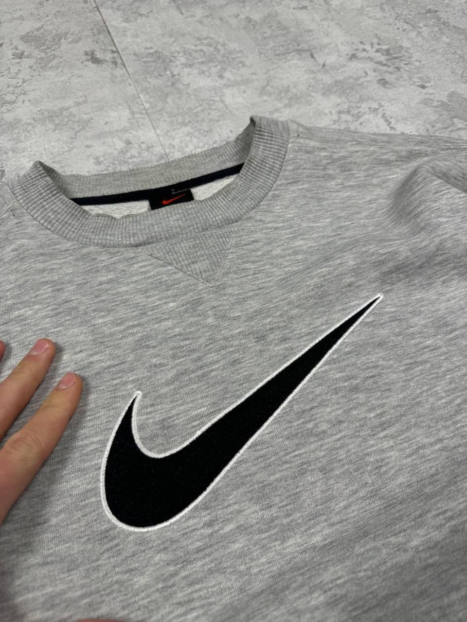 Nike Vintage Nike Sweatshirt Big Logo Size S-M Size US S / EU 44-46 / 1 - 5 Thumbnail