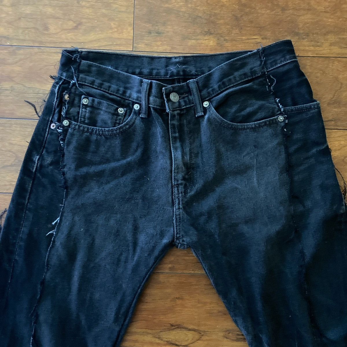 Levi's × Vintage UPCYCLED CUT UP ONE OF ONE JEANS SIMILAR TO BALENCIAGA DENIM Size US 31 - 2 Thumbnail