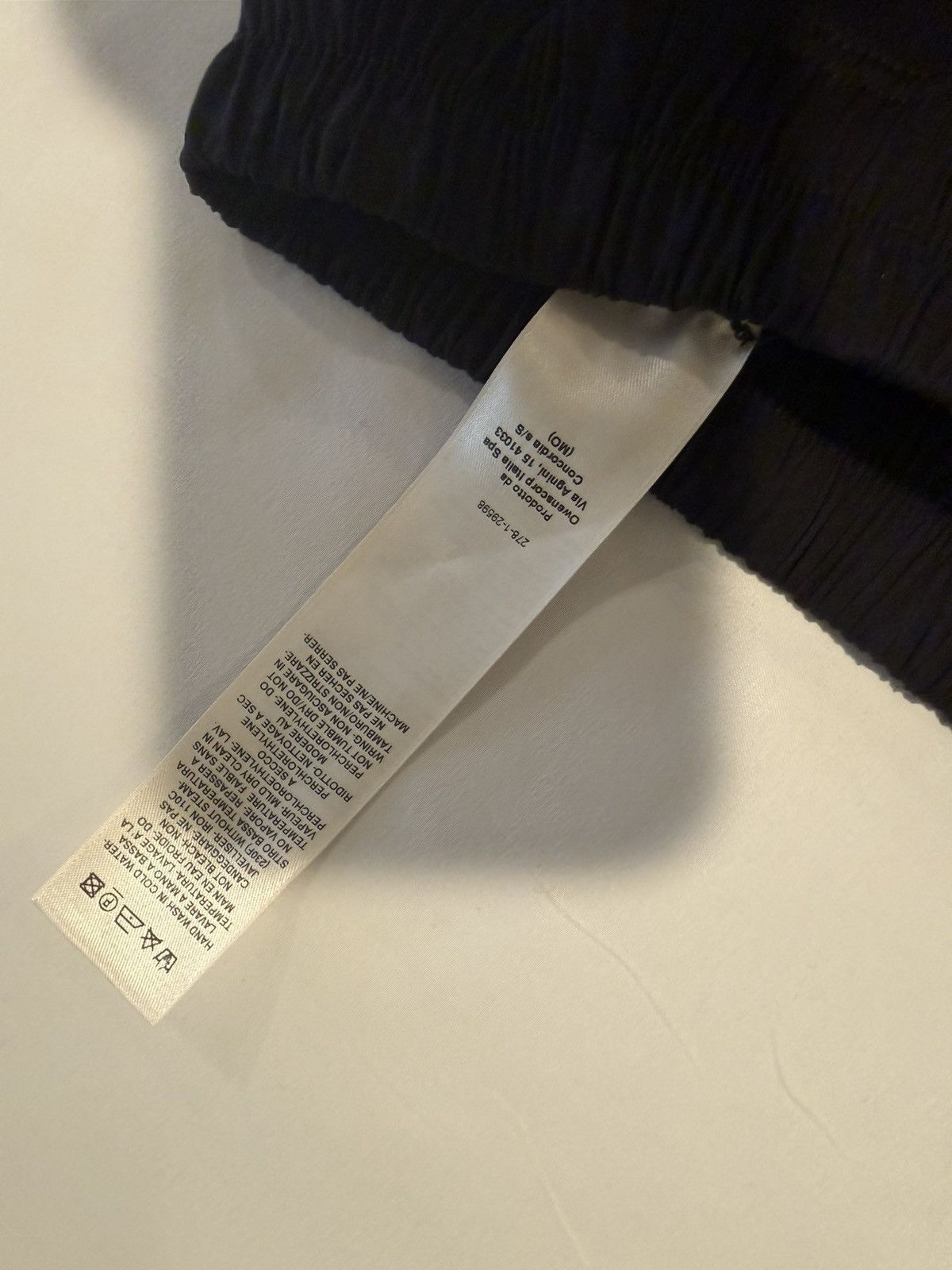 Rick Owens Rick owens mens shorts. 48/M. $790 Size US 32 / EU 48 - 9 Thumbnail