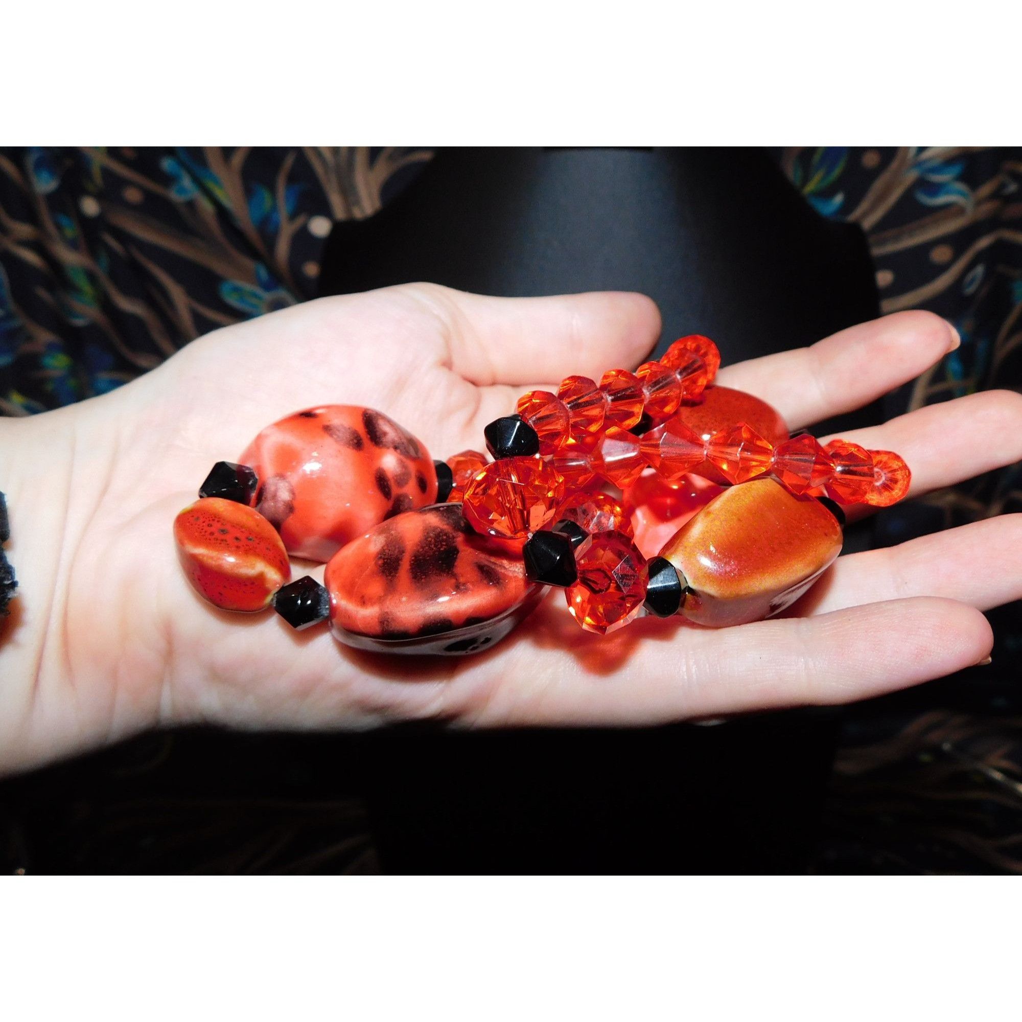 Other Chunky Abstract Red And Black Statement Necklace Size ONE SIZE - 3 Thumbnail
