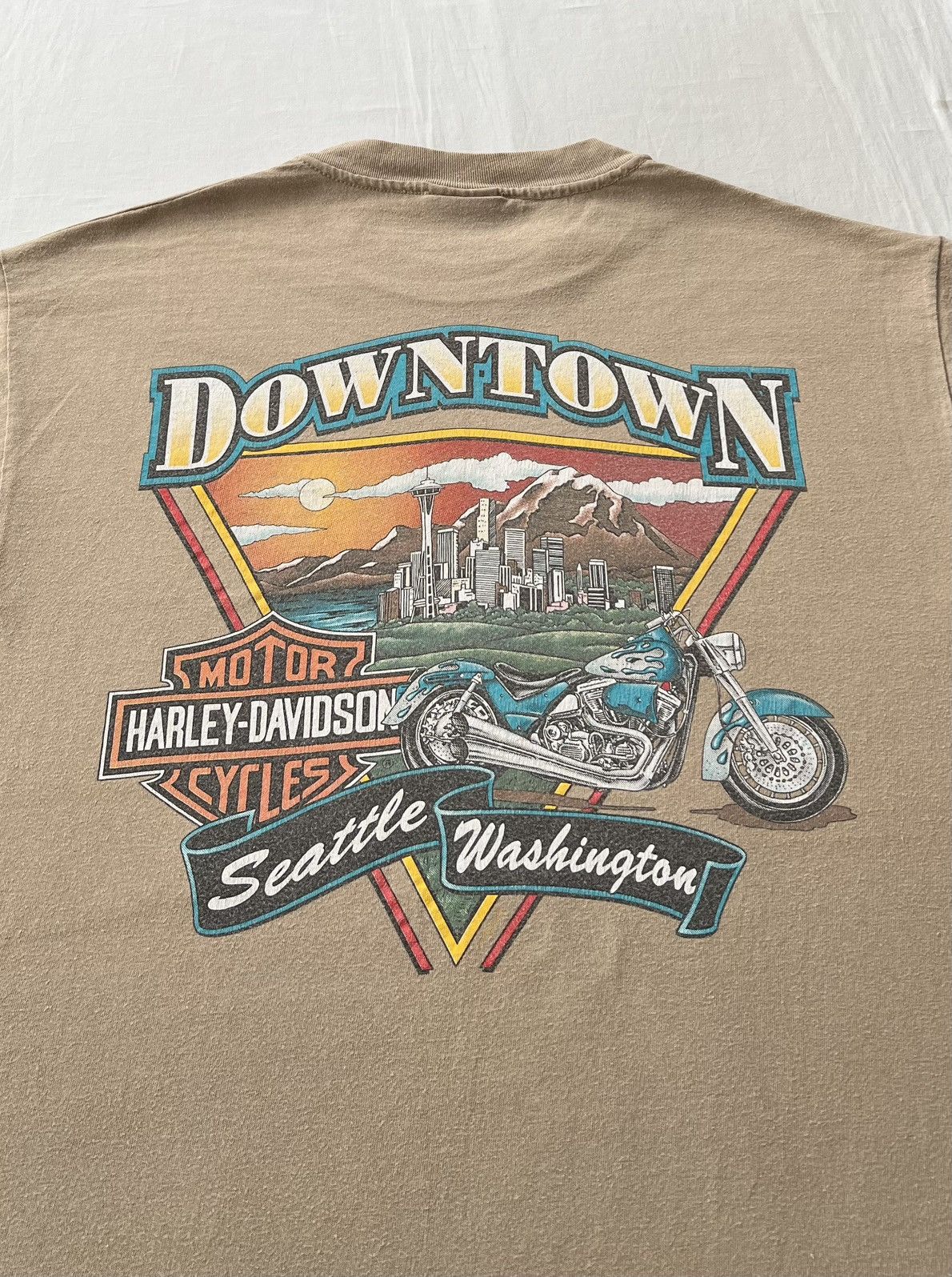 Harley Davidson Vintage 1998 Harley Davidson Downtown Seattle WA T-shirt Size US L / EU 52-54 / 3 - 13 Thumbnail