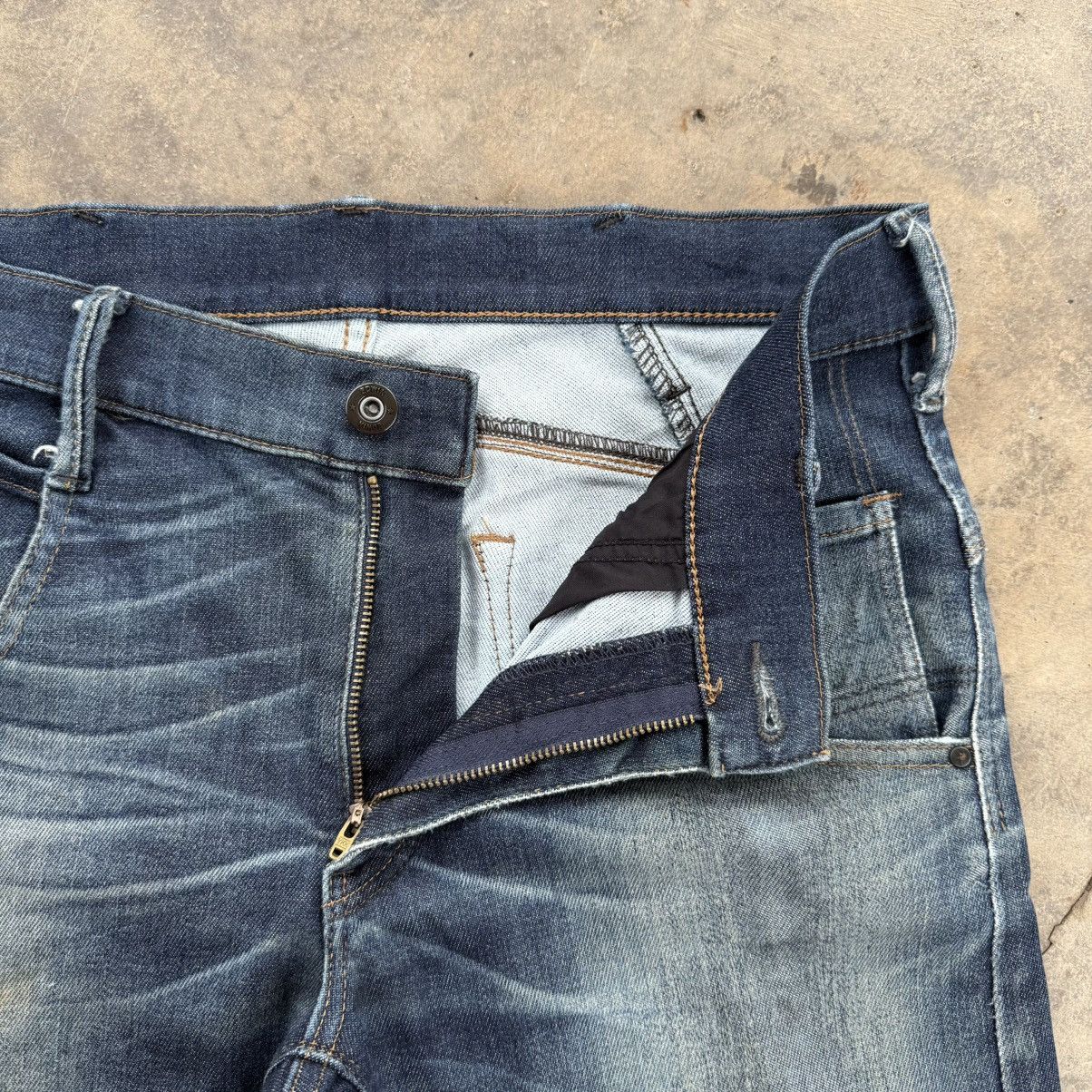 Edwin VINTAGE EDWIN JERSEY FADED RIPPEP JEAN DENIM PANTS Size US 34 / EU 50 - 9 Thumbnail