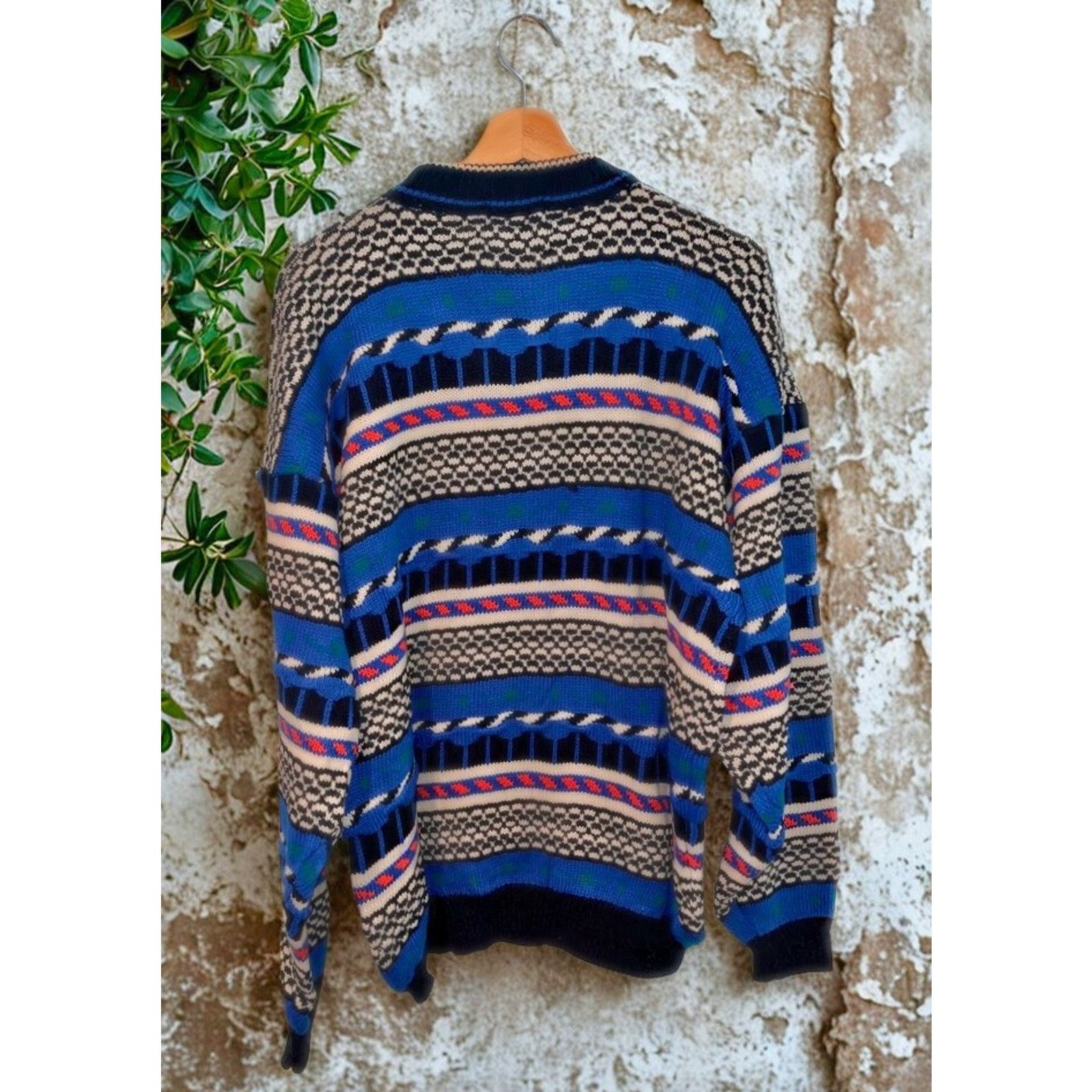 Lightning Bolt Lightning Bolt Vintage Crewneck Sweater Biggie Coogi Sz. XL Size US XL / EU 56 / 4 - 3 Thumbnail