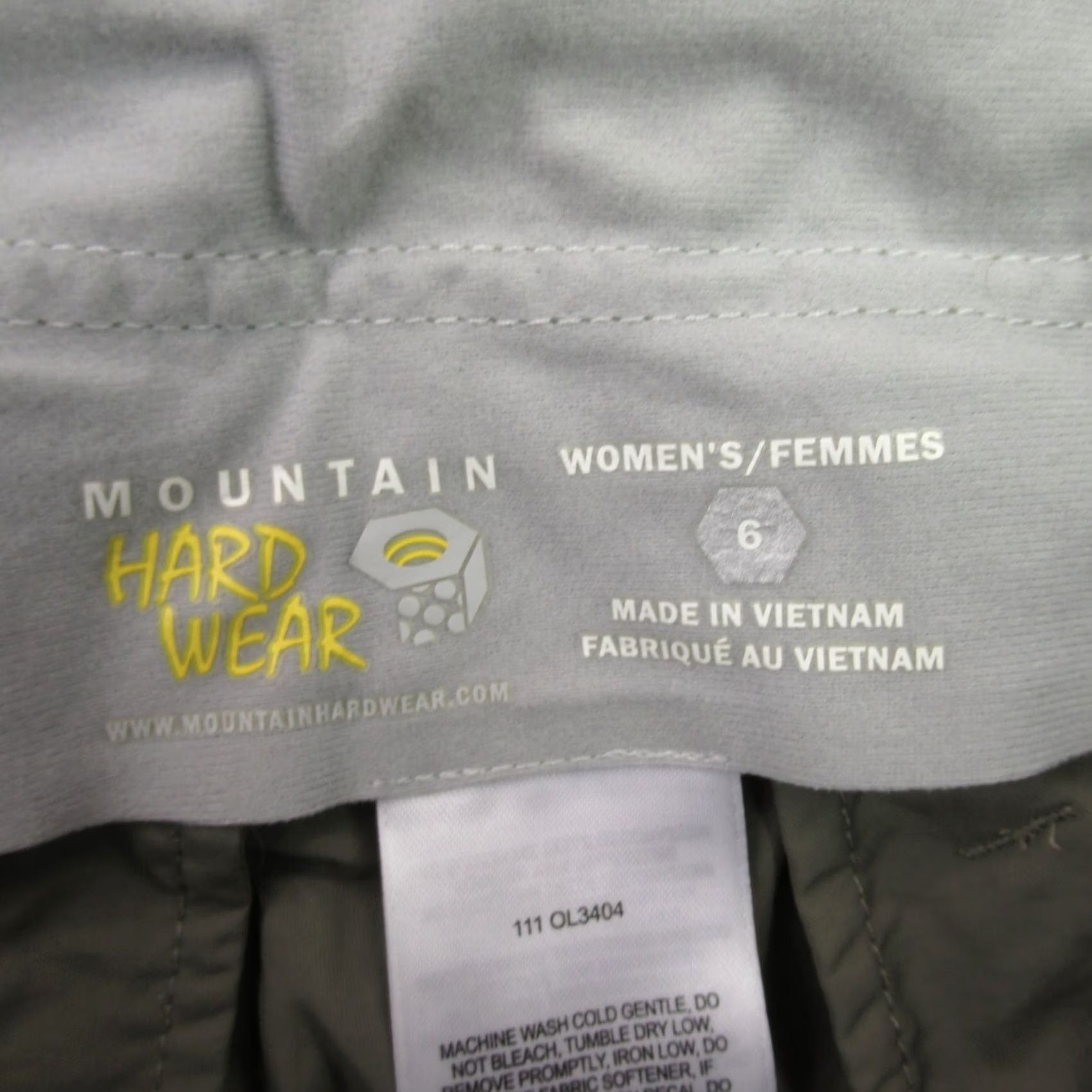 Mountain Hardwear Mountain Hardwear Shorts Womens 6 Lightweight Pockets Chino Green Nike Size 28" / US 6 / IT 42 - 3 Thumbnail