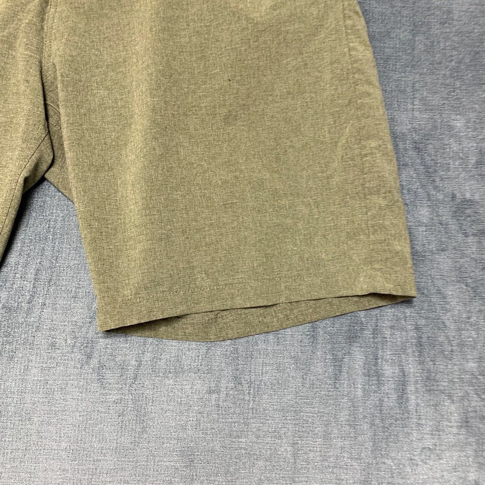 Volcom Volcom Shorts Mens 38 Sage Green Chino Slash Pockets Flat Front Casual Travel Size US 32 / EU 48 - 2 Thumbnail