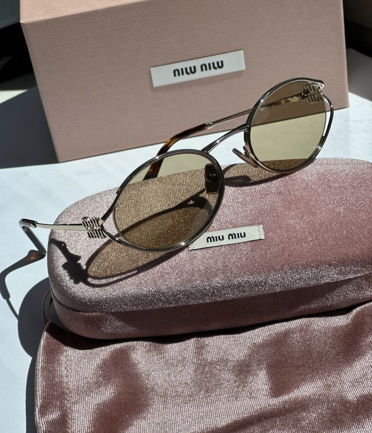 Miu Miu × Vintage NEW Miu Miu sunglasses MU 52YS ZVN10R Size ONE SIZE - 2 Thumbnail