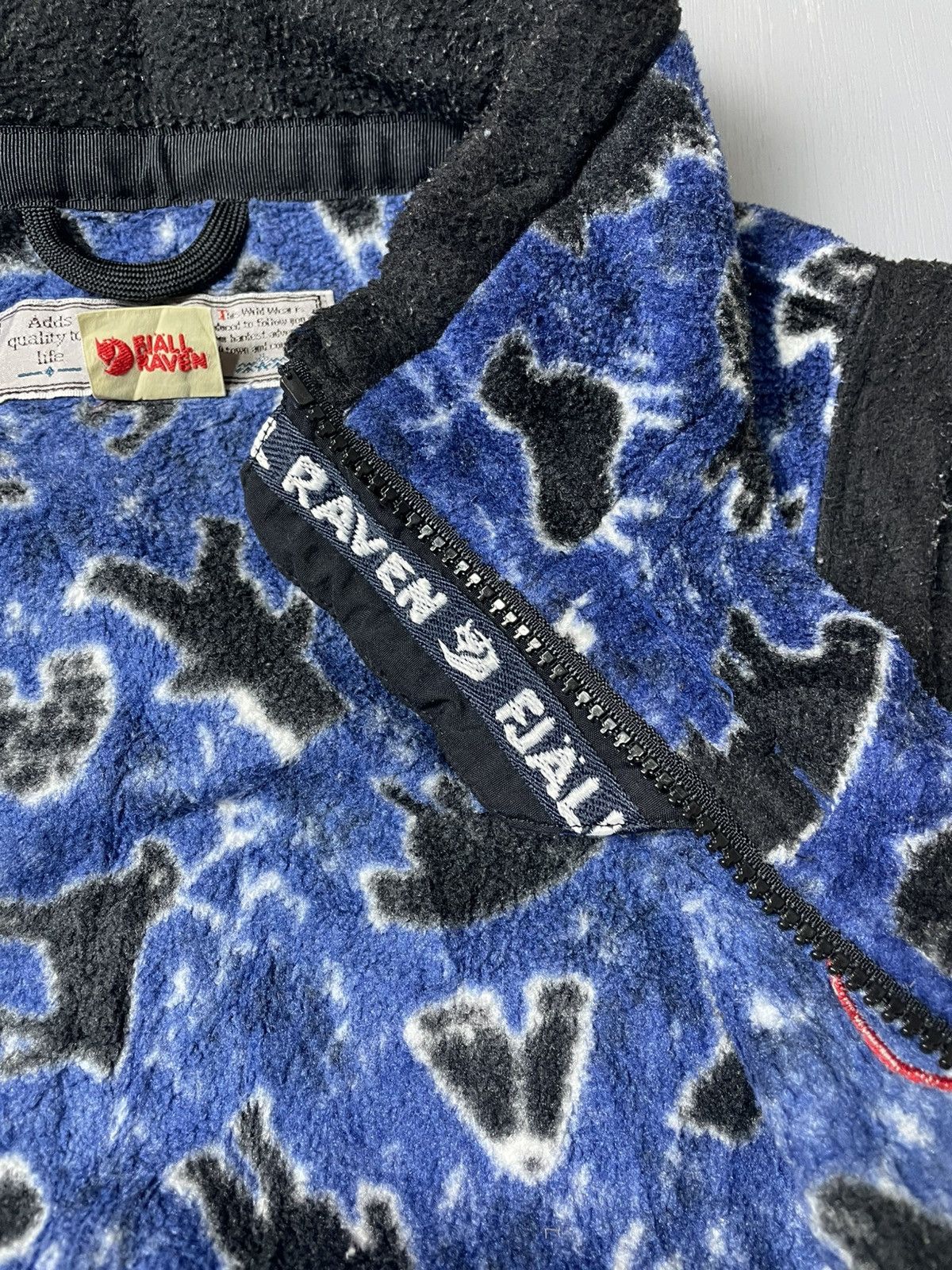 Fjallraven Vintage fjallraven polartec wildwear full print fleece vest Size US S / EU 44-46 / 1 - 10 Thumbnail