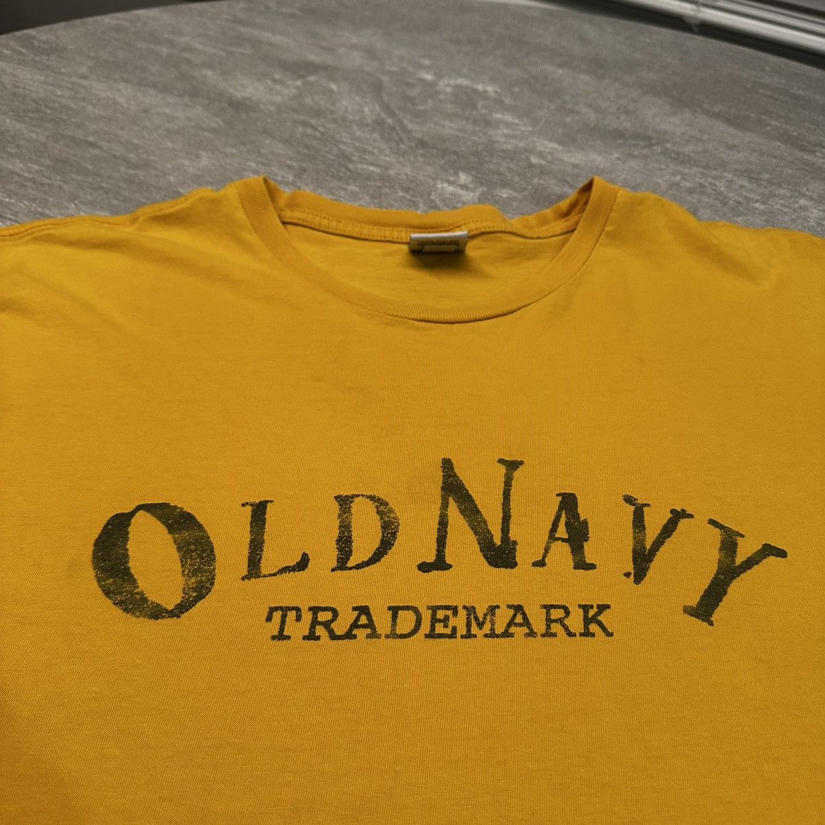 Old Navy × Vintage Vintage Y2K Old Navy Spellout T-shirt Distressed Faded Boxy Size US XXL / EU 58 / 5 - 2 Thumbnail