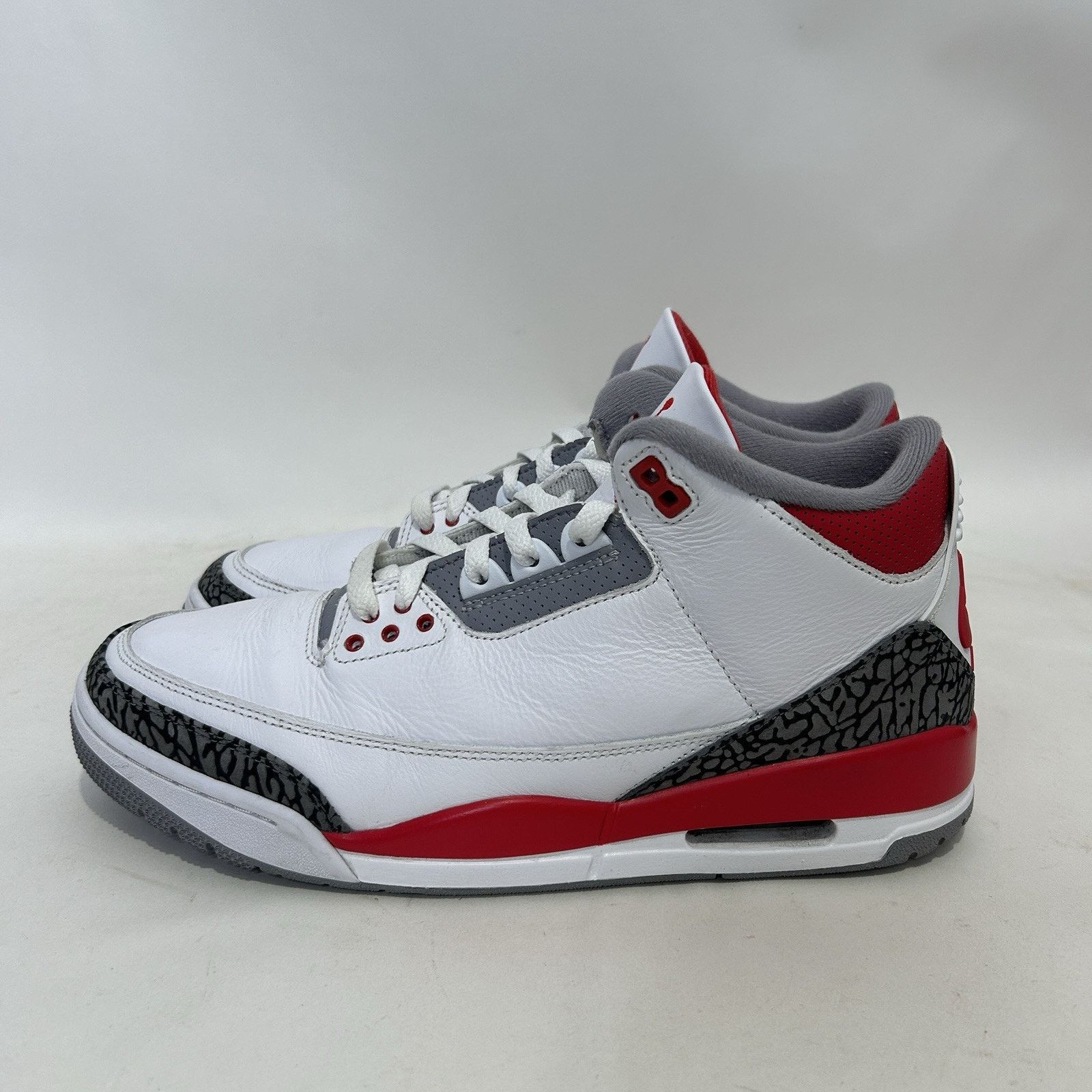 Jordan Brand Nike Air Jordan 3 Retro “Fire Red” 2022 Size US 11 / EU 44 - 6 Thumbnail
